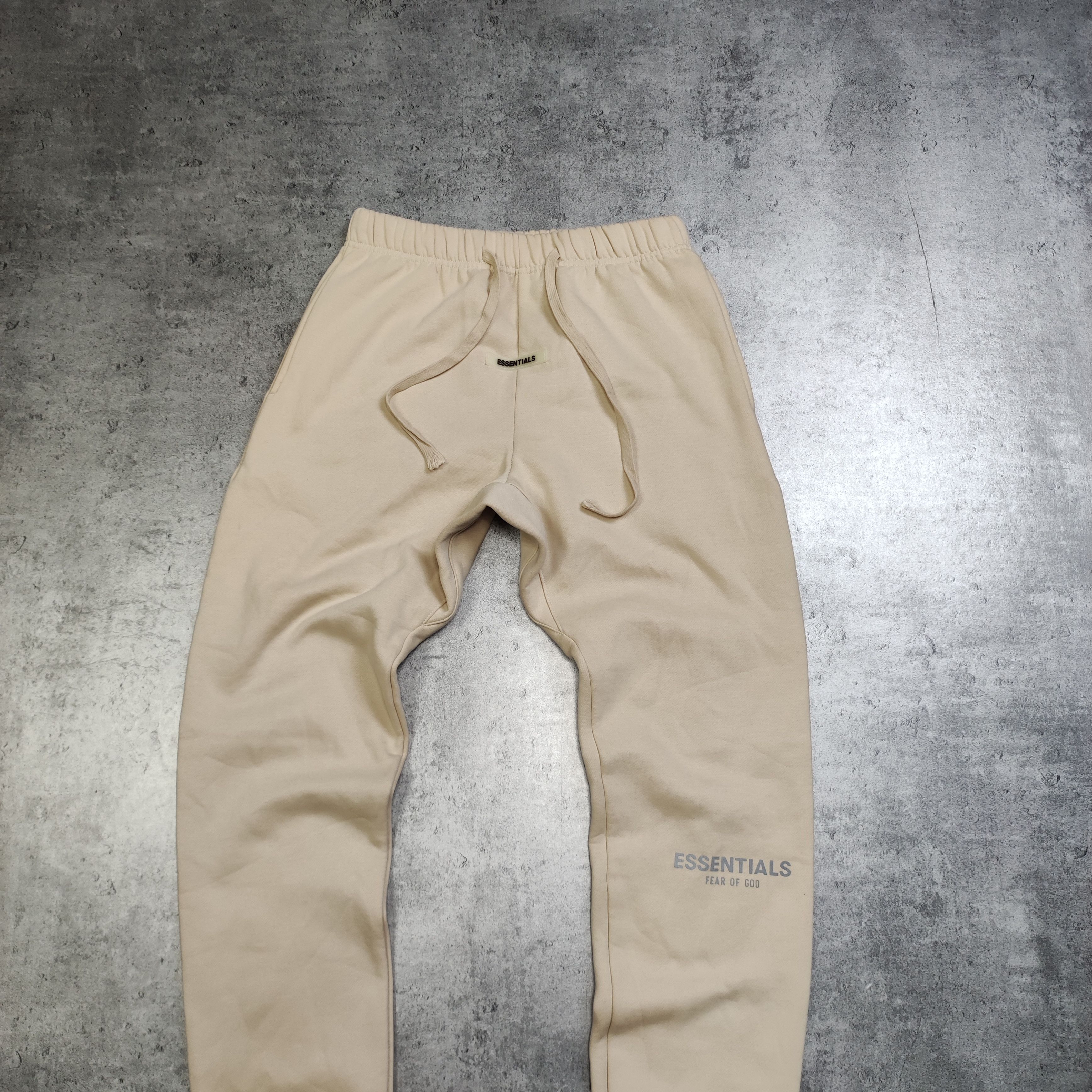 Essentials FOG Fear Of God Essentuals Beige Logo Sweapants Size US 30 / EU 46 - 2 Thumbnail