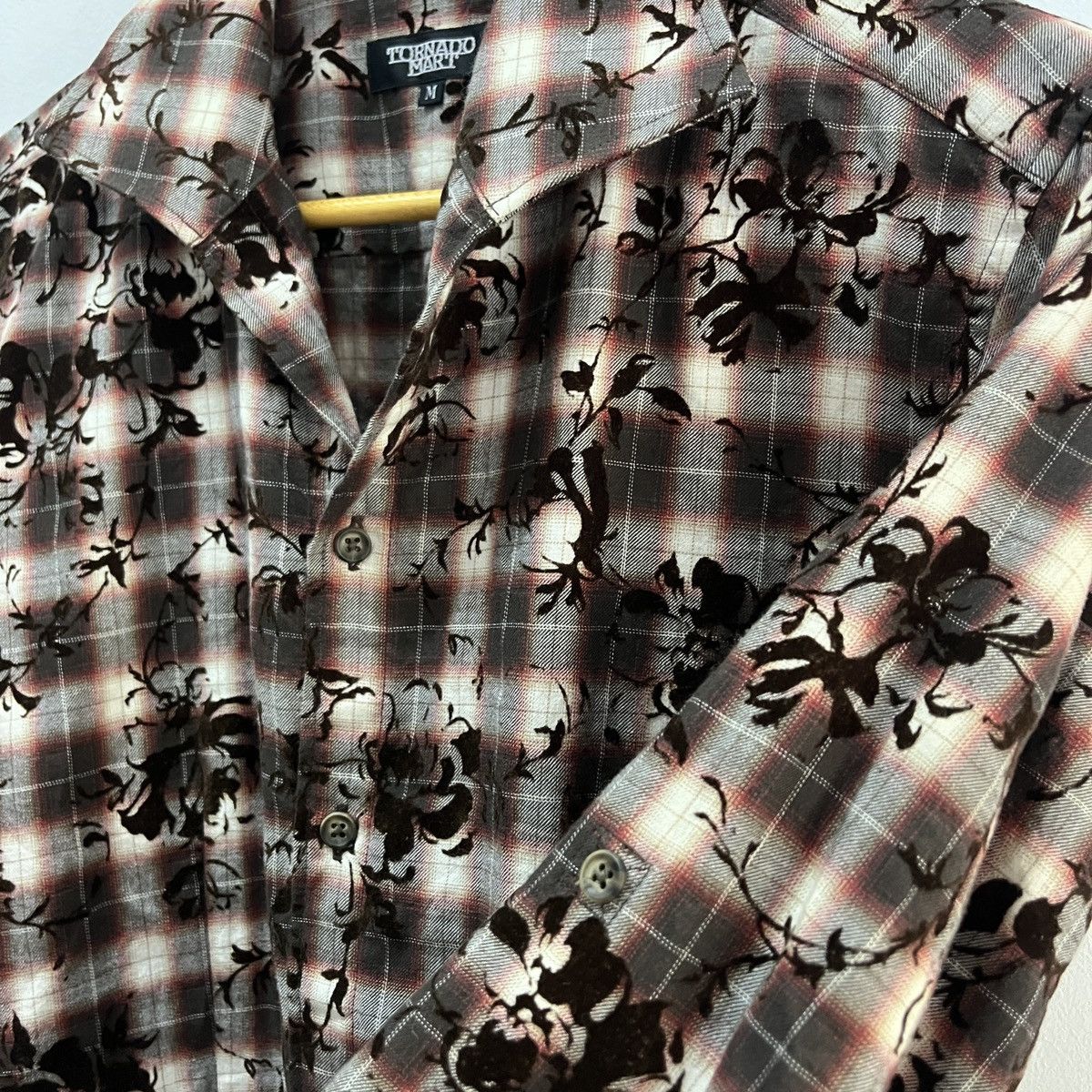 Tornado Mart Tornado Mart Open Collar Floral Theme Size US M / EU 48-50 / 2 - 10 Thumbnail