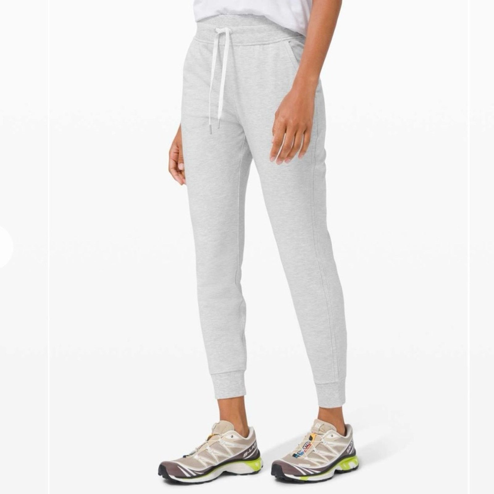 Lululemon Lululemon Warm Down High-Rise Jogger in Heathered Core Ultra Size 26" / US 2 / IT 38 - 1 Thumbnail