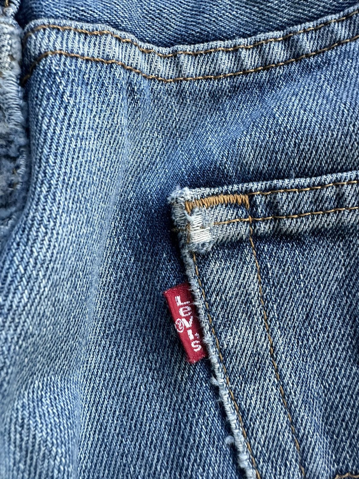 Levi's × Levi's Vintage Clothing × Vintage Vintage Levis 505 Thrashed Distressed Denim D480 Size US 36 / EU 52 - 10 Thumbnail