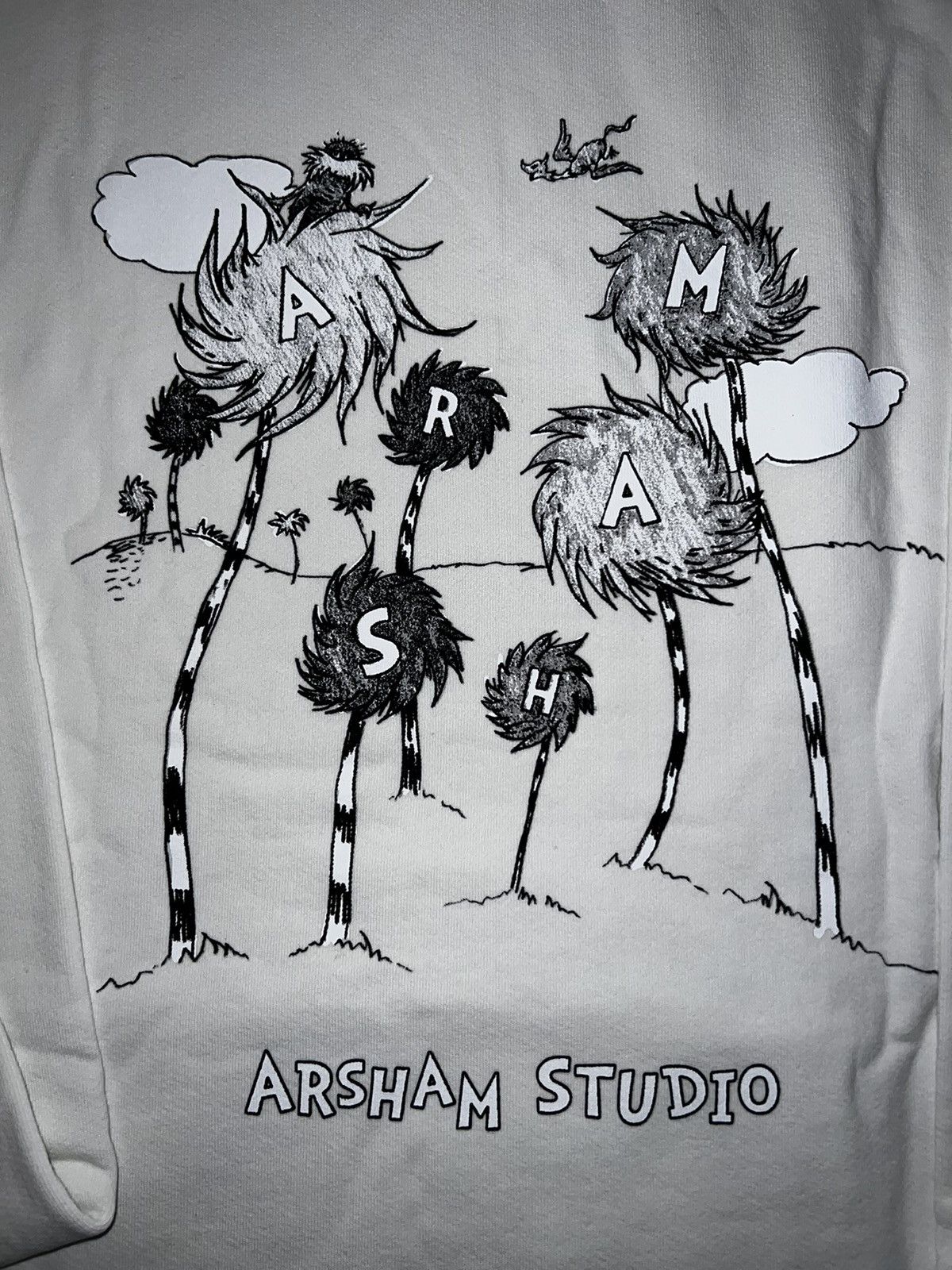 Daniel Arsham Daniel Arsham x Dr. Seuss Hoodie Size US XL / EU 56 / 4 - 3 Thumbnail