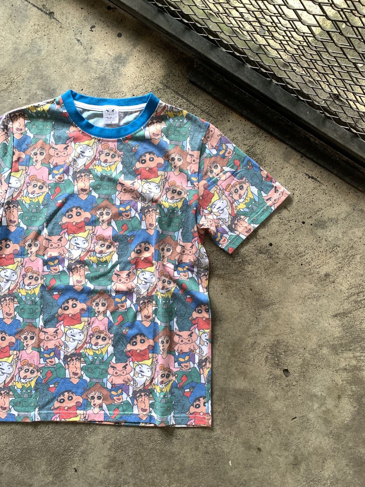 Anime × Cartoon Network × Japanese Brand Crayon shincan T-shirt vintage 90s Size US S / EU 44-46 / 1 - 2 Thumbnail