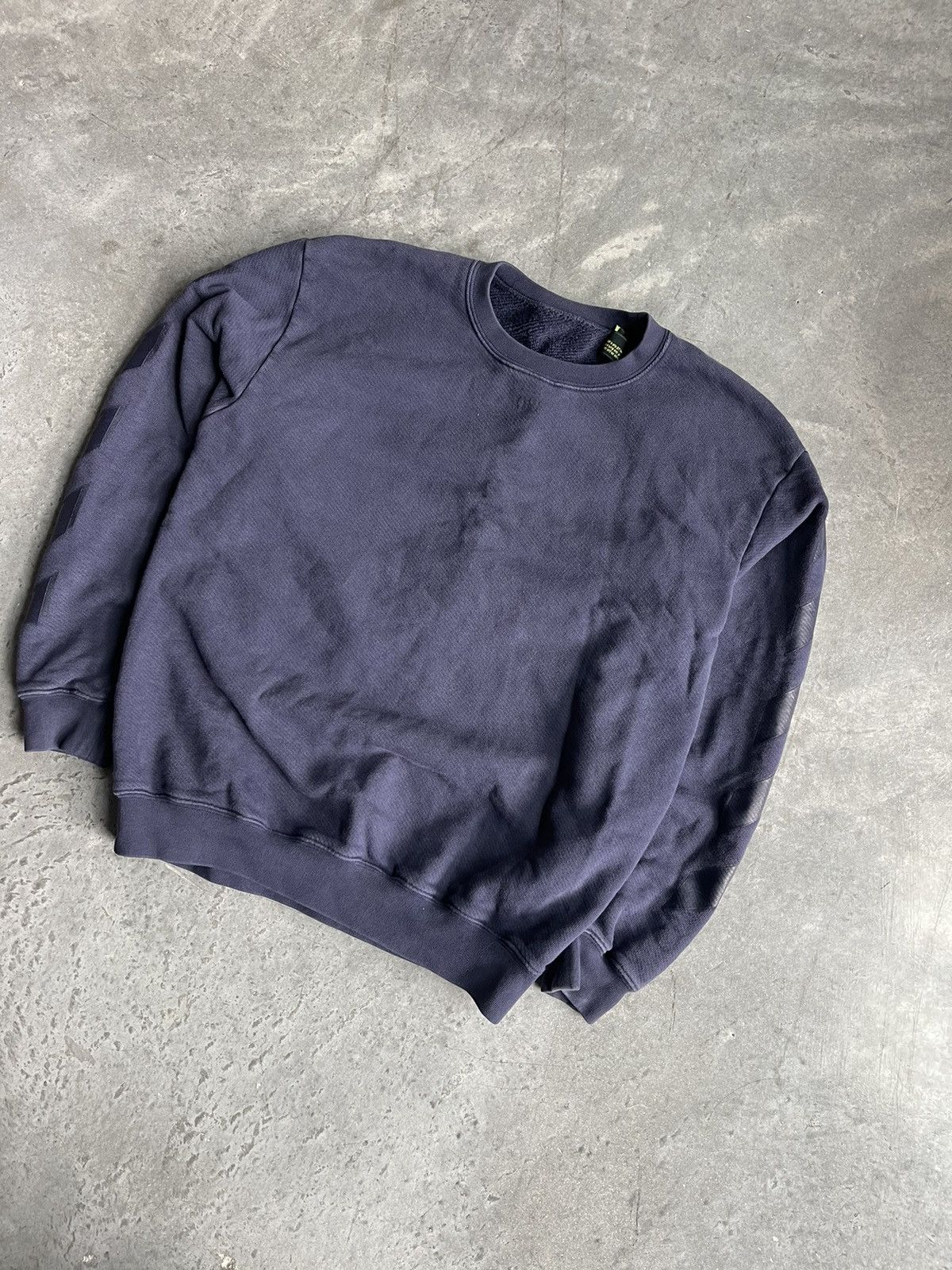 Off-White Off-White Tonal Crewneck Sweatshirt in Navy Size US L / EU 52-54 / 3 - 3 Thumbnail