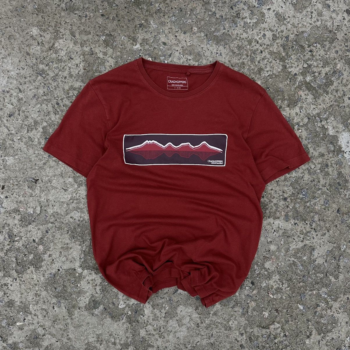 LIV Outdoor Vintage Graghoppers T-shirts Big Logo Outdoor Live Y2K 00s Size US S / EU 44-46 / 1 - 1 Thumbnail