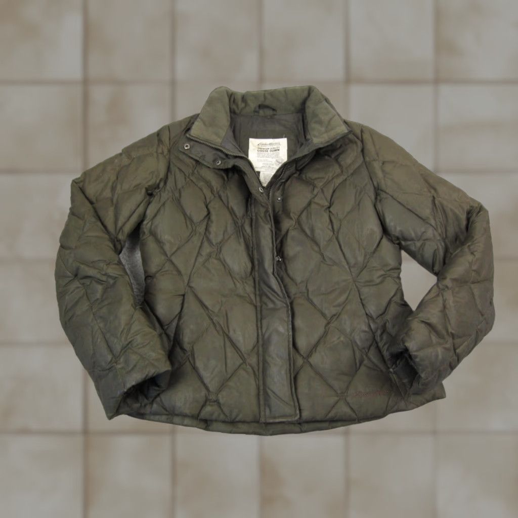 Eddie Bauer VINTAGE Eddie Bauer Jacket Womens Medium Green Down Fill Puffer Zip Stains Size M / US 6-8 / IT 42-44 - 1 Thumbnail
