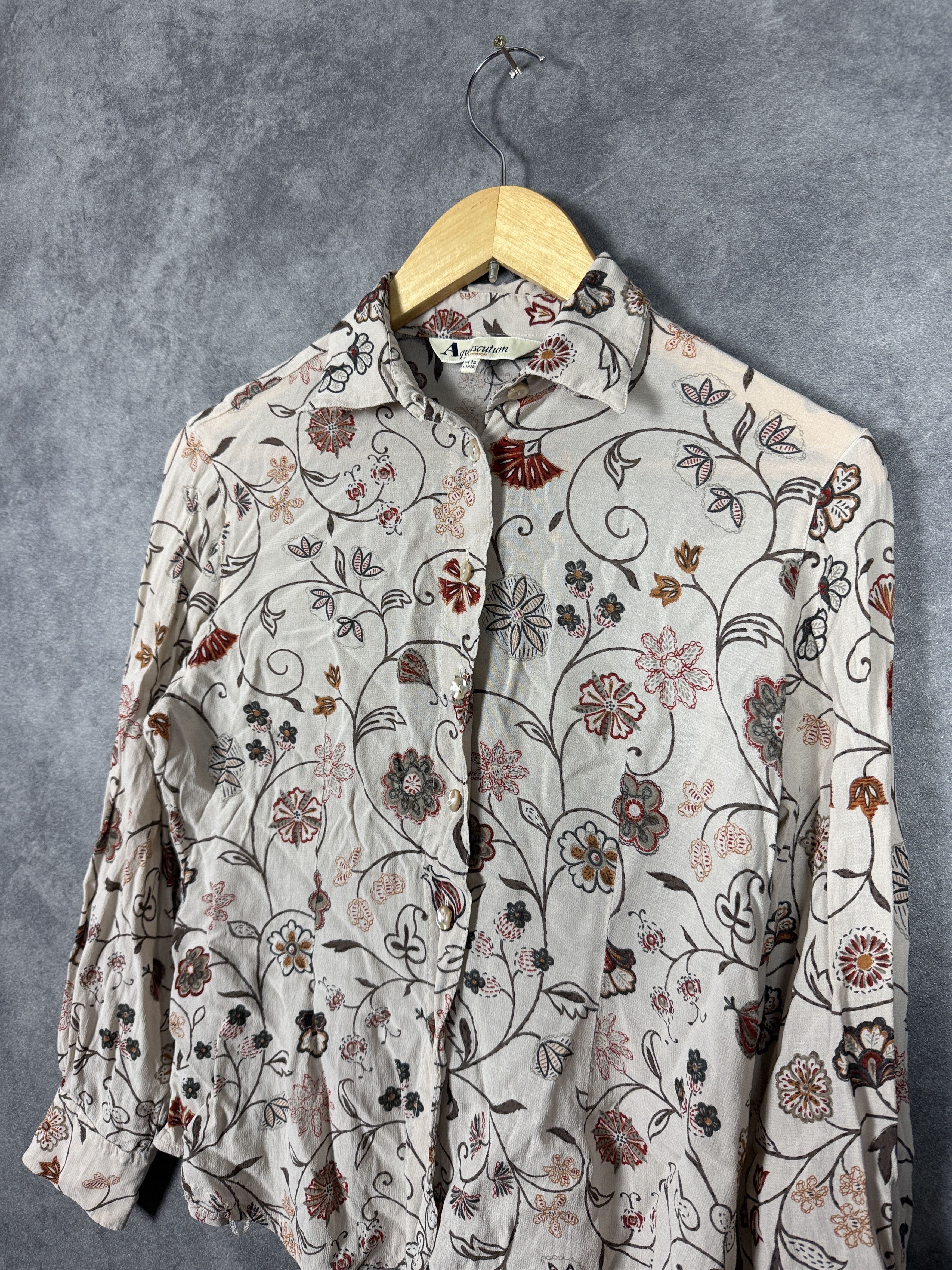 Aquascutum Aquascutum of London women’s viscose floral pattern pearl Size L / US 10 / IT 46 - 2 Thumbnail