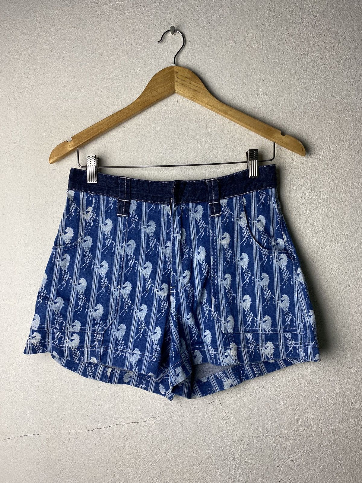 image of Chloe - Horseprint Cotton Stretch Short in Horse Print/Grey, Women's (Size 26)