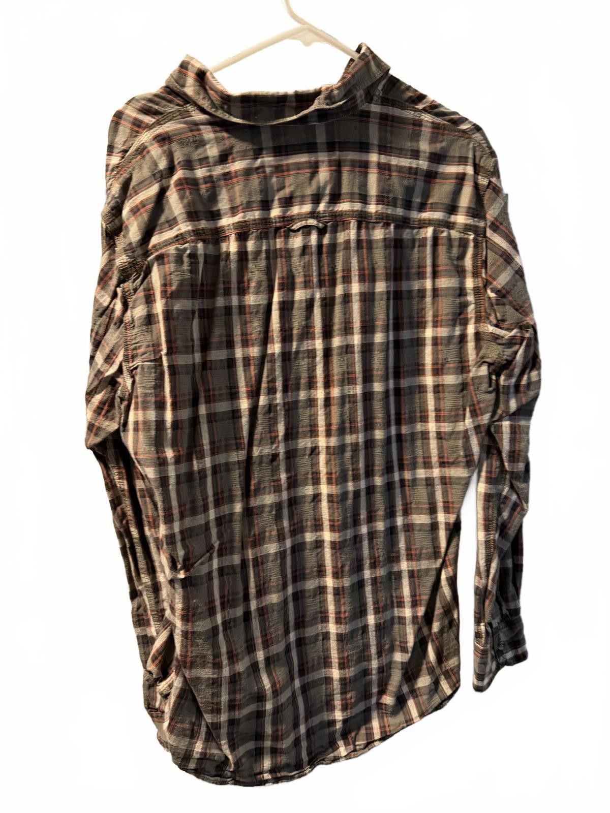 G.H. Bass & Co. G.H. Bass & Co. Men's Plaid Button-Up Shirt Large 100% Cottn Size US L / EU 52-54 / 3 - 5 Thumbnail