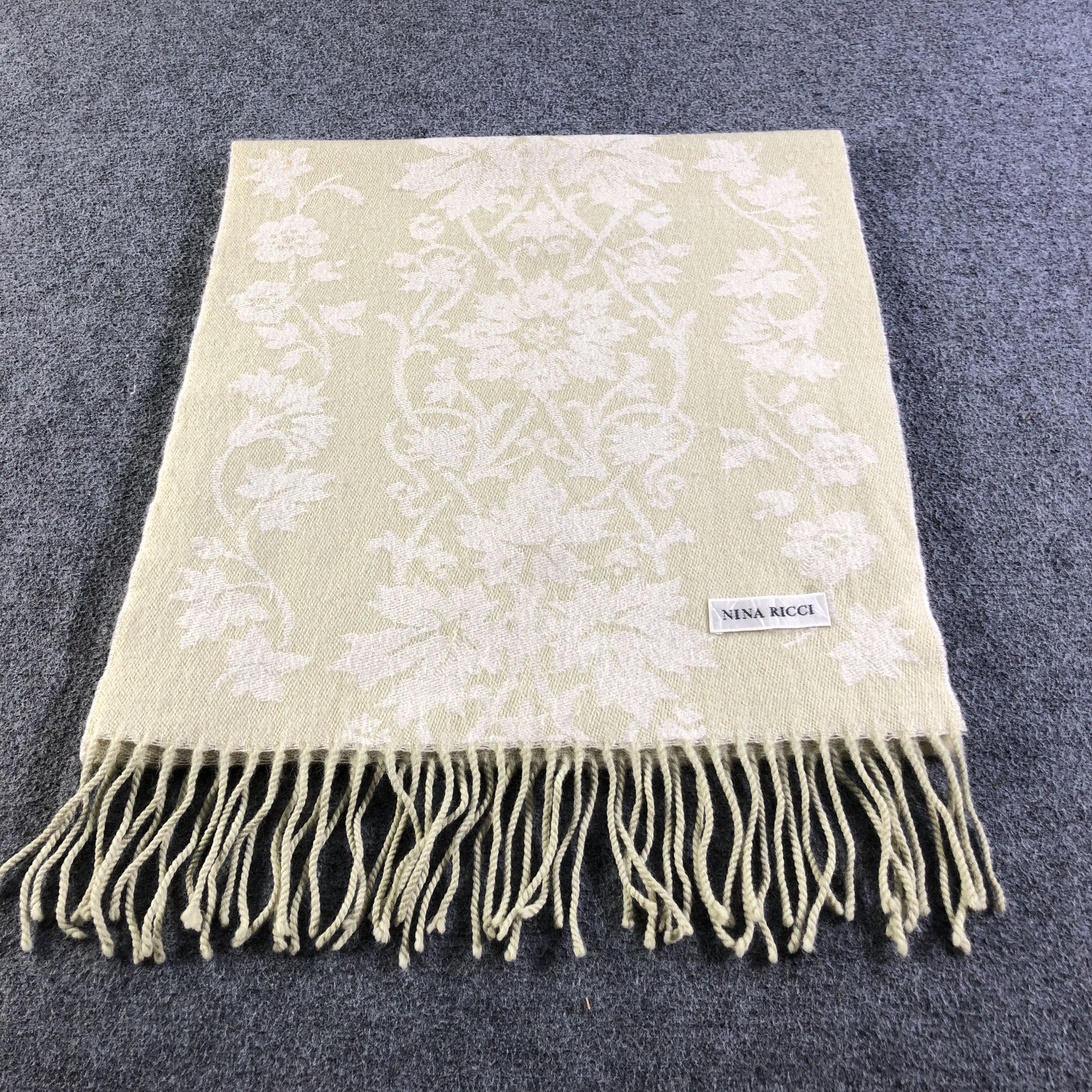 Nina Ricci Nina Ricci Plain Wool Scarf Muffler Neckwear V2756 Size ONE SIZE - 3 Thumbnail