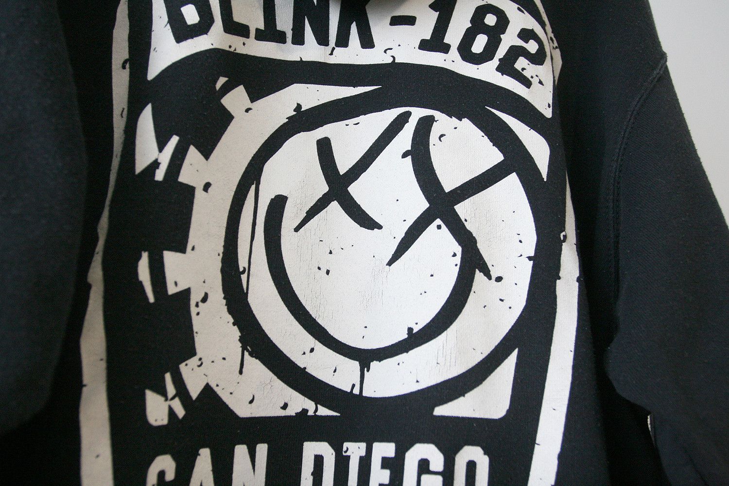 Band Tees Vintage Blink-182 Crappy Punk Rock Black Full Zip Hoodie Size US XXL / EU 58 / 5 - 2 Thumbnail