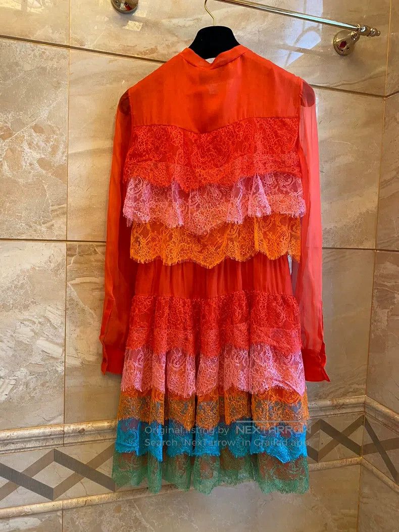 Valentino Valentino Lace dress Size S / US 4 / IT 40 - 2 Thumbnail