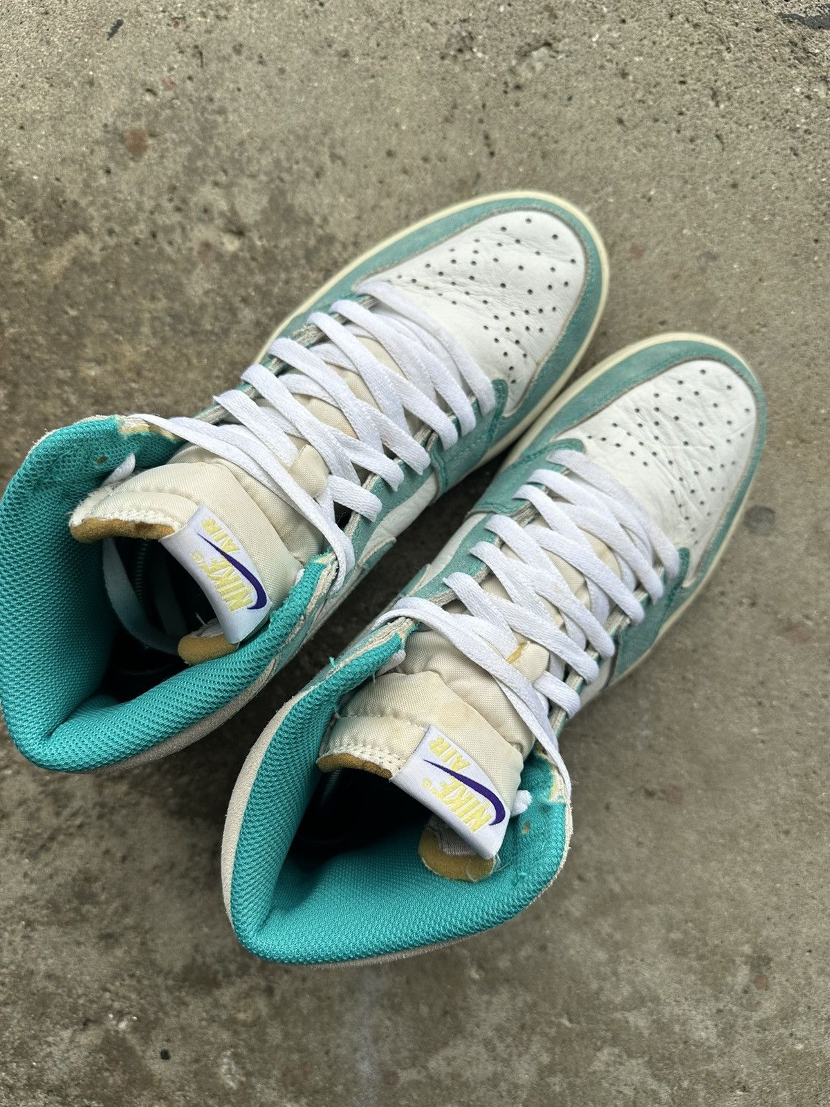 Jordan Brand Nike Air Jordan 1 Retro High OG Turbo Green size 8 Size US 8 / EU 41 - 3 Thumbnail