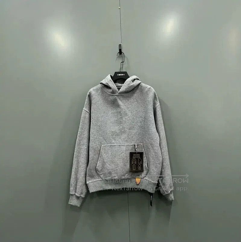 Louis Vuitton Louis Vuitton Gray Wool Logo Hoodie for Men . Size US S / EU 44-46 / 1 - 1 Thumbnail