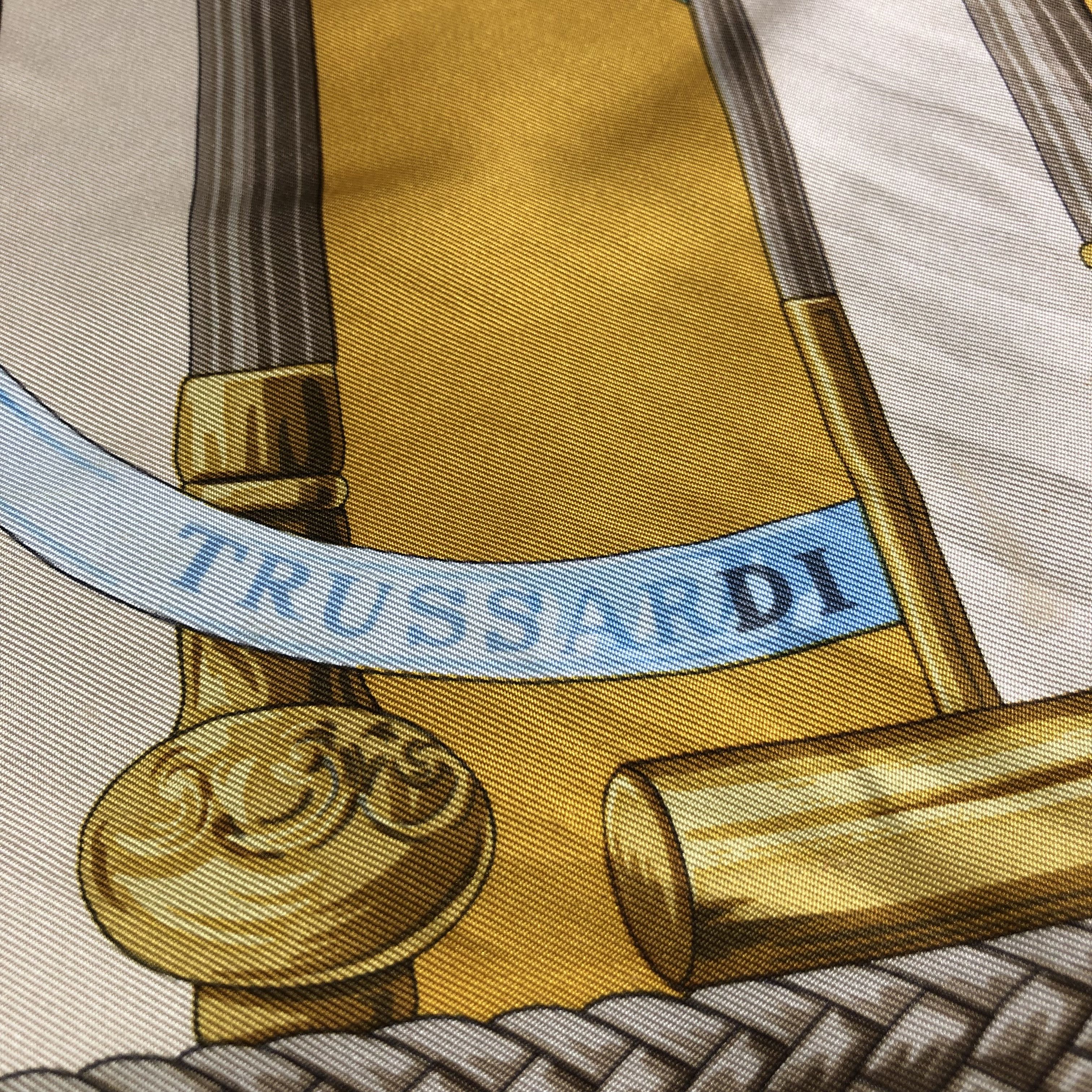 Trussardi Vintage Trussardi Luxury Baroque Silk Scarf M936 Size ONE SIZE - 4 Thumbnail