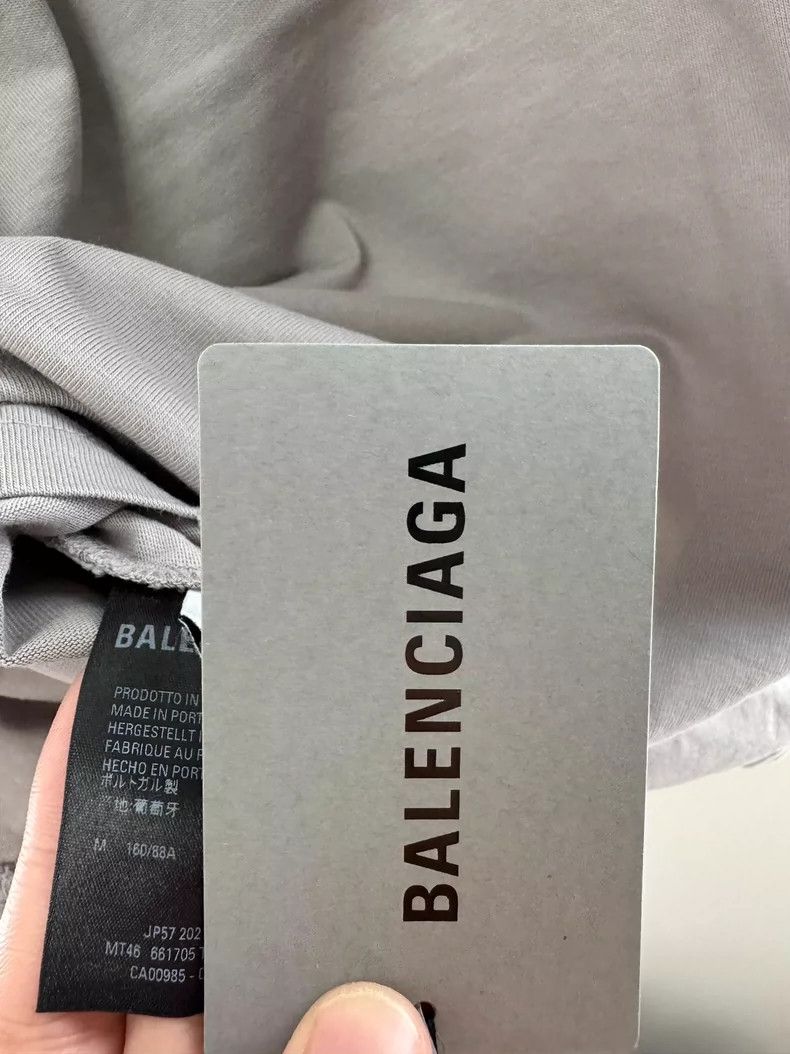 Balenciaga Balenciaga Logo ripped short sleeve Size US M / EU 48-50 / 2 - 6 Thumbnail