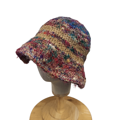 Japanese Brand 🪡 Vintage japanese brand chochet daisy hat Size ONE SIZE - 1 Thumbnail