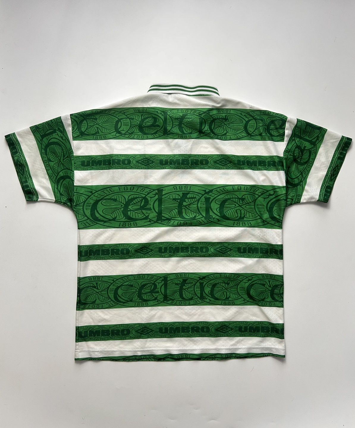 Umbro Celtic glasgow vintage 1996 football shirt Size US L / EU 52-54 / 3 - 7 Thumbnail