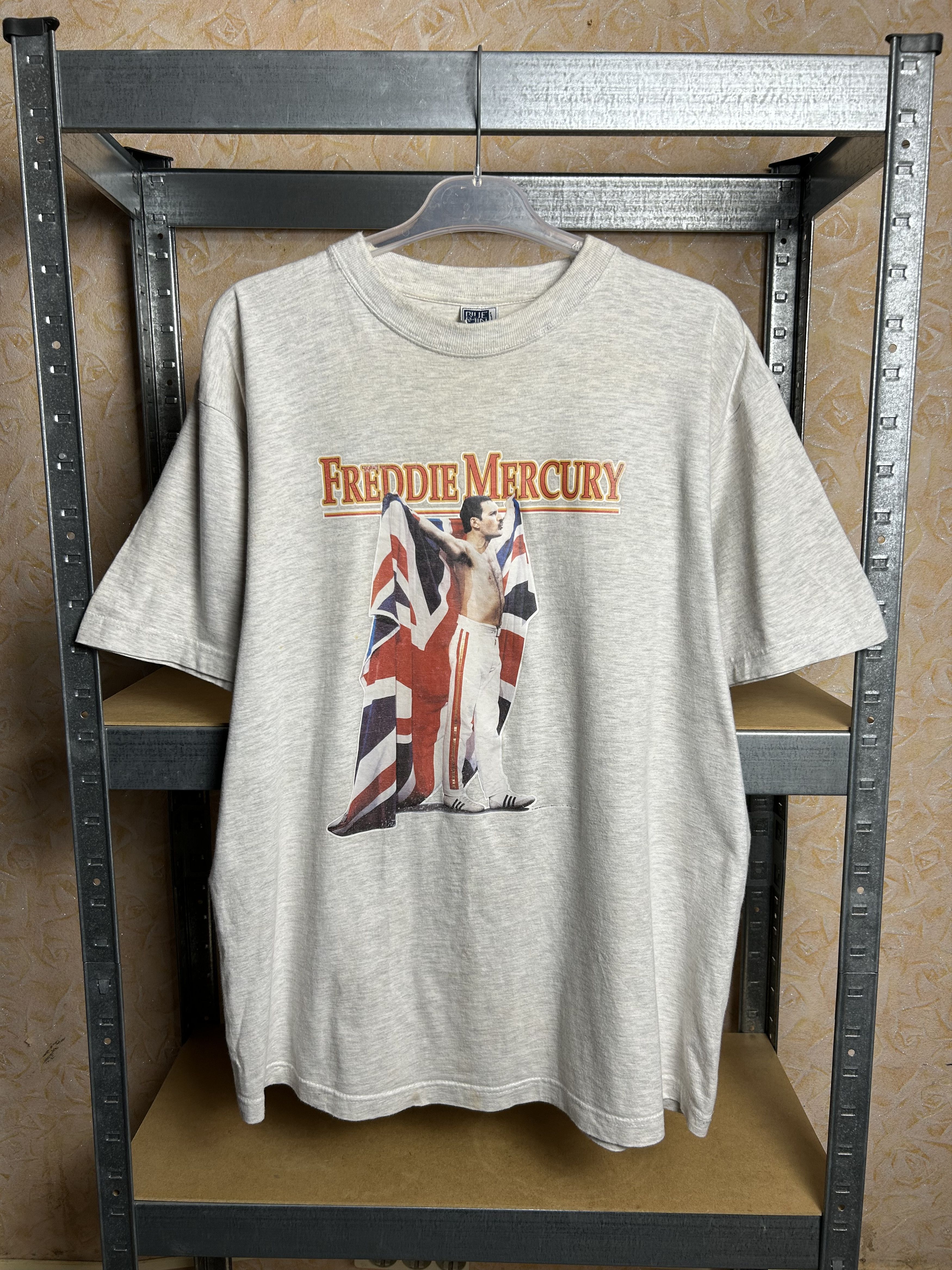 Band Tees Vintage 1992 Freddie Mercury Queen Rock Band T-shirt Size US M / EU 48-50 / 2 - 1 Thumbnail