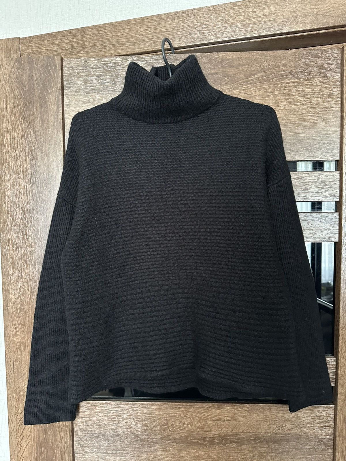 Helmut Lang Helmut Lang Knit Wool Sweater Turtleneck Size US M / EU 48-50 / 2 - 1 Thumbnail