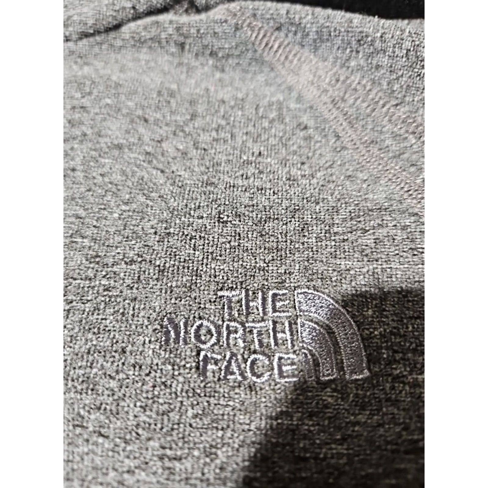 The North Face The North Face Hoodie Womens XL Gray Full Zip Outdoor Jacket Logo Pockets Size XL / US 12-14 / IT 48-50 - 5 Thumbnail