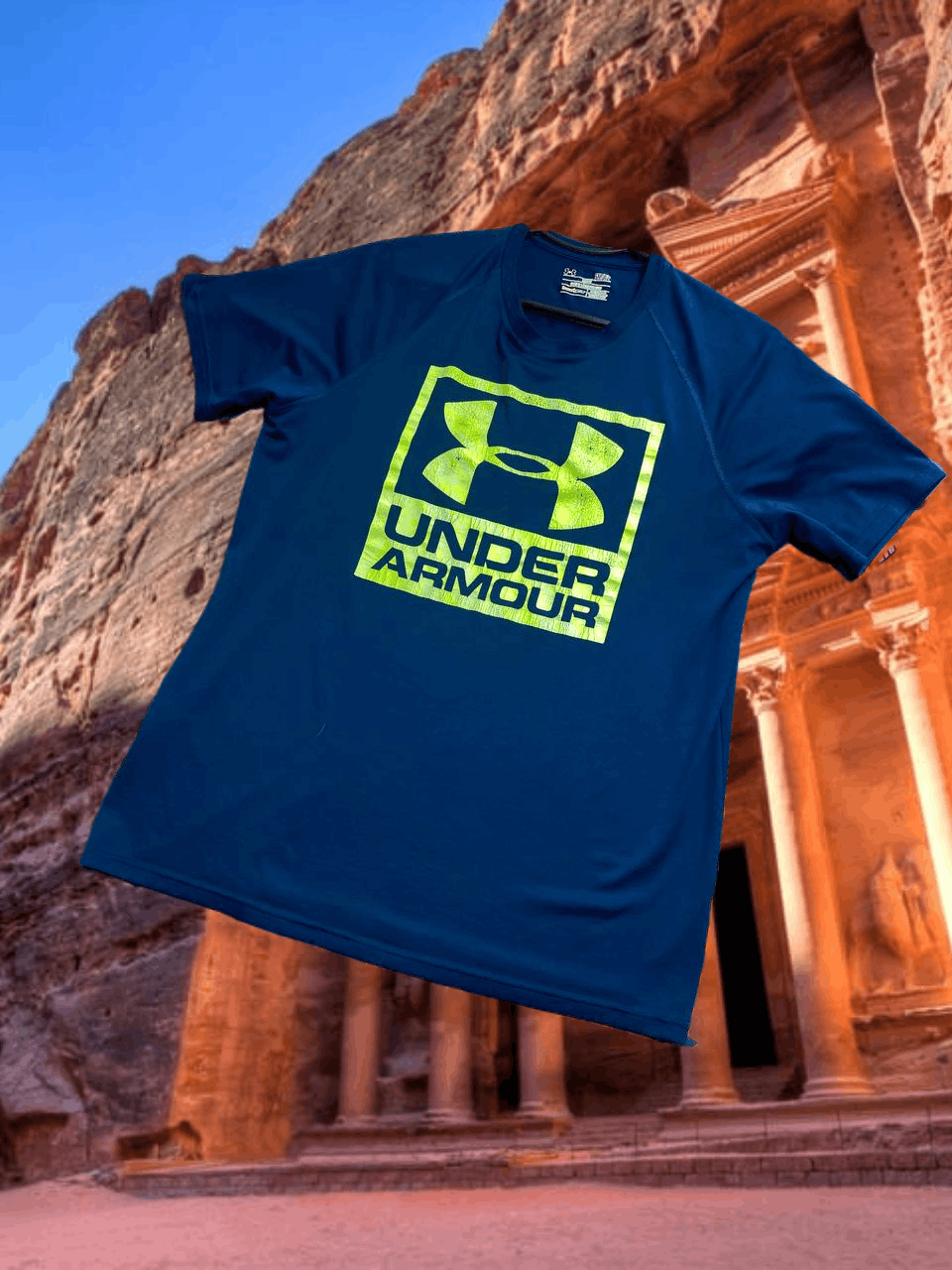 Under Armour Streetwear T-Shirt Under Armour big logo blue Y2K Vintage Size US S / EU 44-46 / 1 - 1 Thumbnail