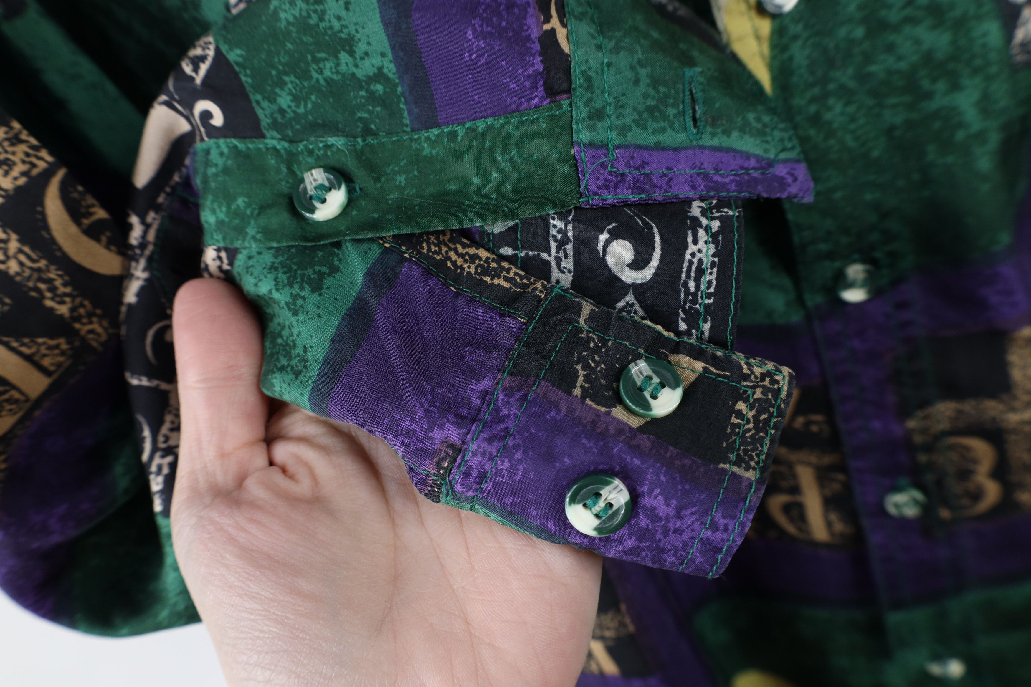 Vintage Vintage 90s Streetwear Geometric Silk Collared Button Shirt Size US M / EU 48-50 / 2 - 5 Thumbnail