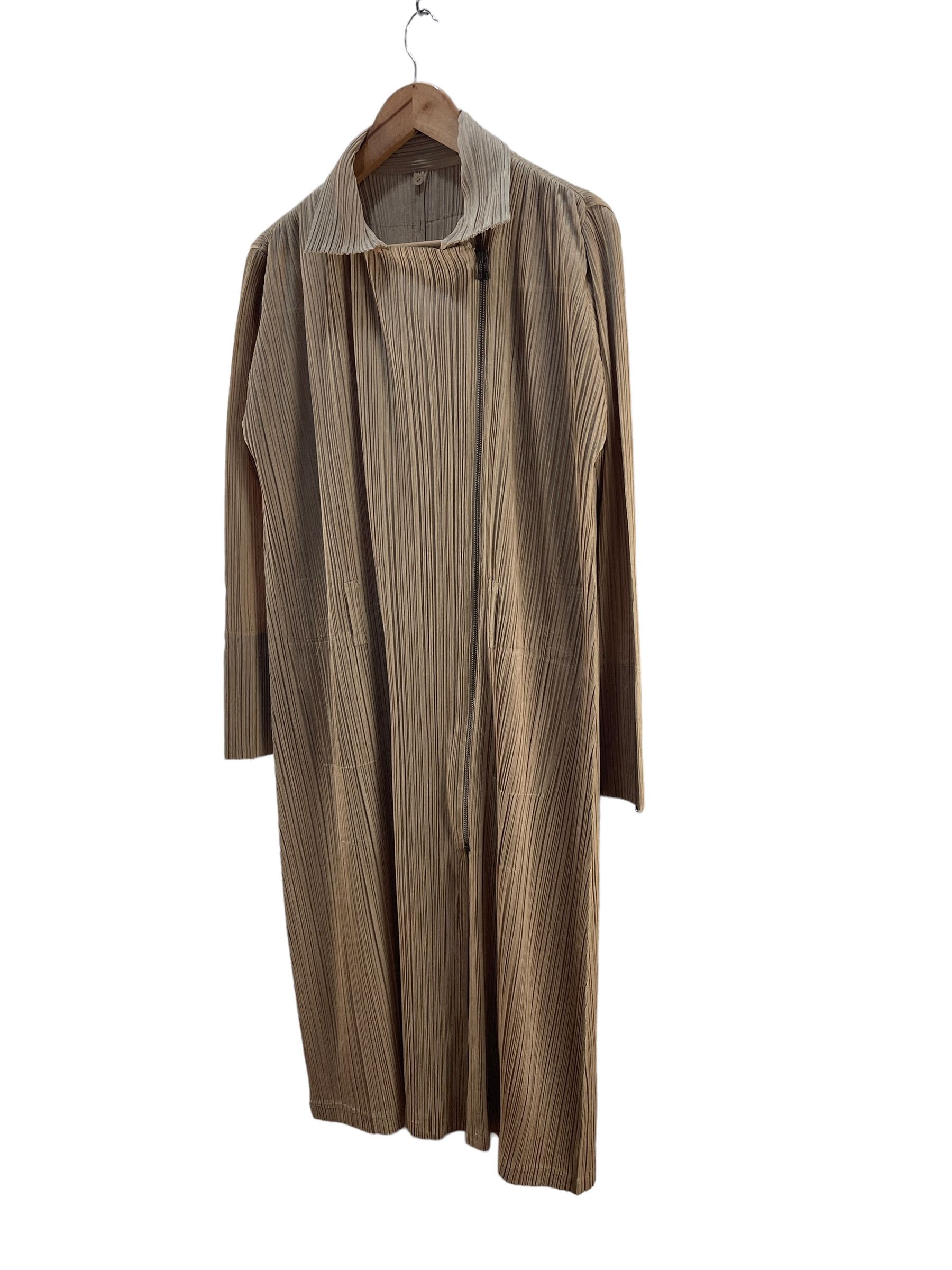 Pleats Please Issey Miyake Issey Miyake Pleats Please Long Pleated Top Size L / US 10 / IT 46 - 4 Thumbnail