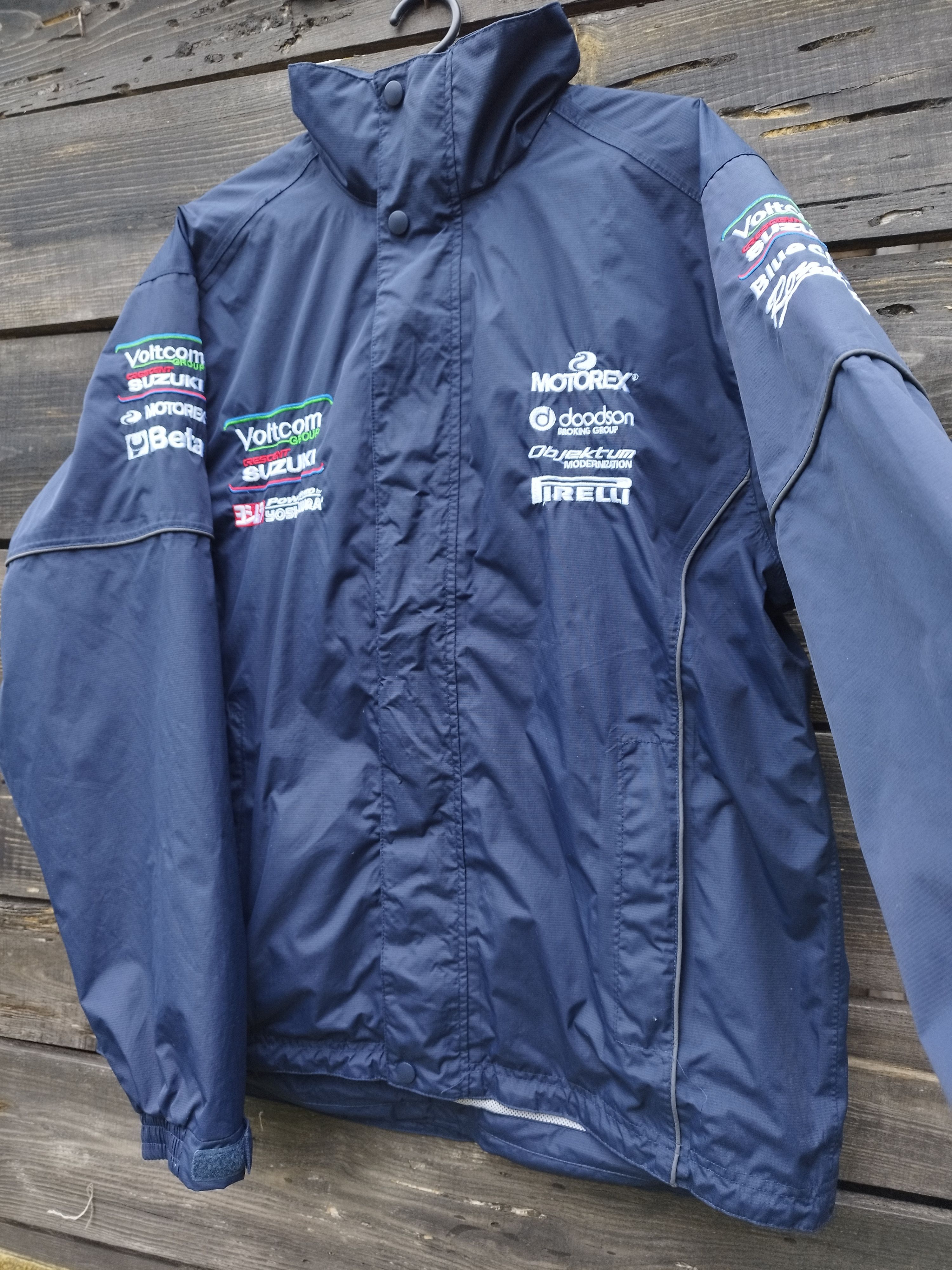Other Suzuki Racing Jacket Voltcom Crescent WSBK Team Yoshimura Size US M / EU 48-50 / 2 - 3 Thumbnail