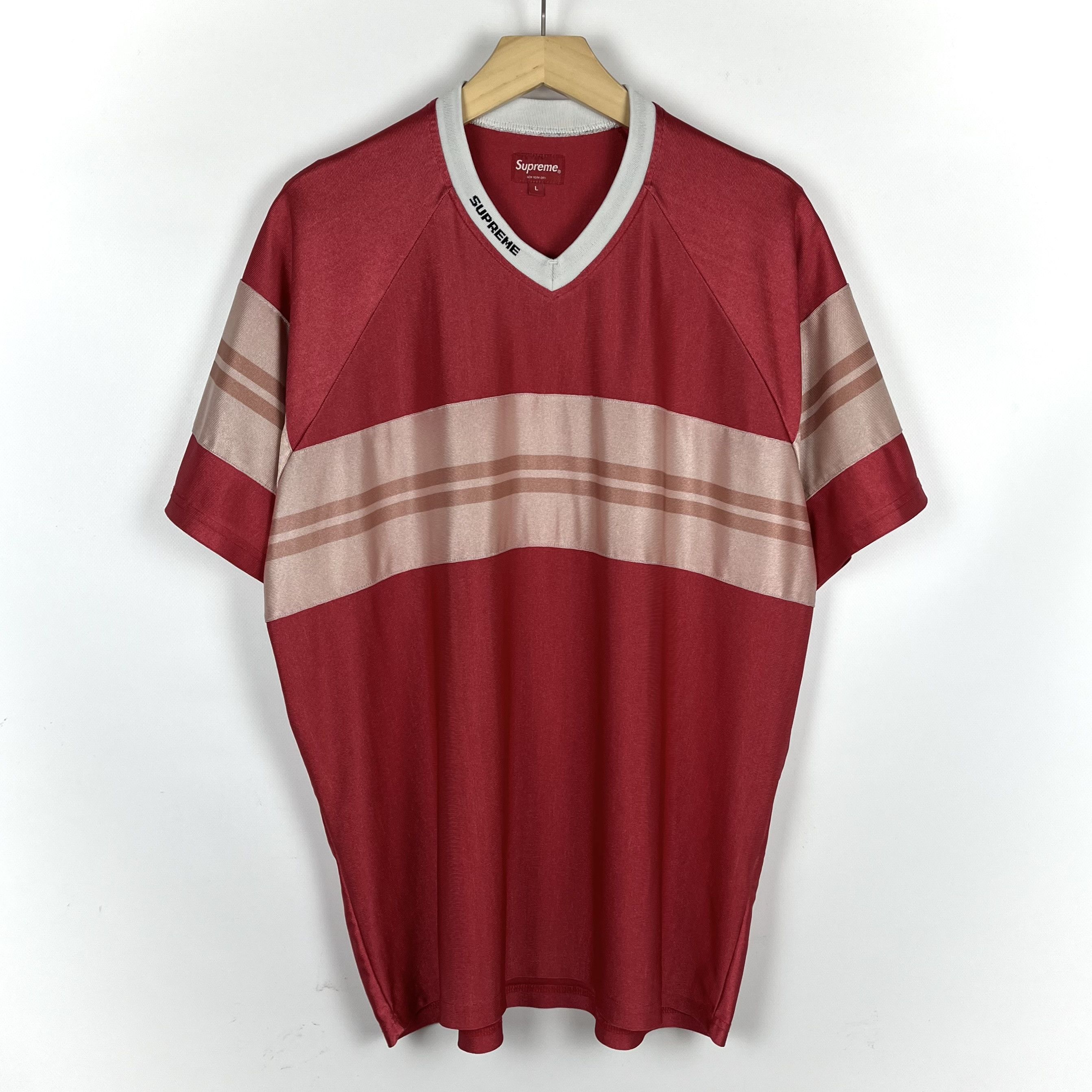 Supreme Supreme Dazzle Chest Stripe V Neck Jersey Shirt SS19 Size US L / EU 52-54 / 3 - 1 Thumbnail