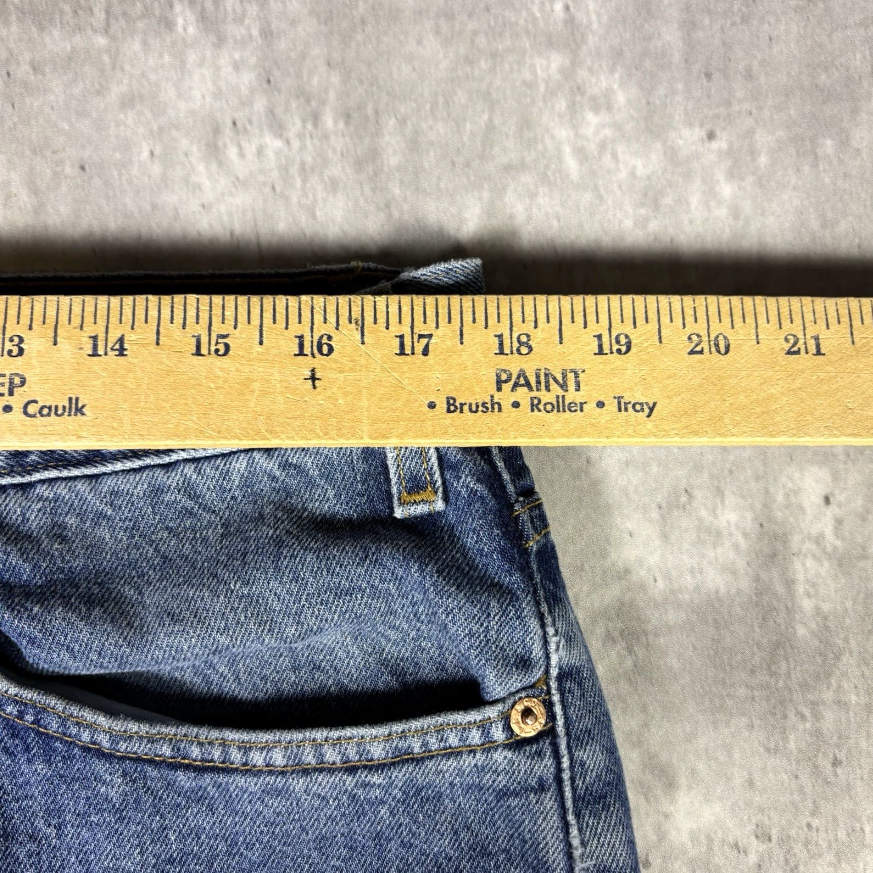 Levi's VINTAGE Levi's 505 Jeans Dark Wash Straight Fit Adult 34x32 90s Mens Jeans Denim Blue 34 32 WASHED 90s Levi's 500 Series 505 Size US 34 / EU 50 - 3 Thumbnail