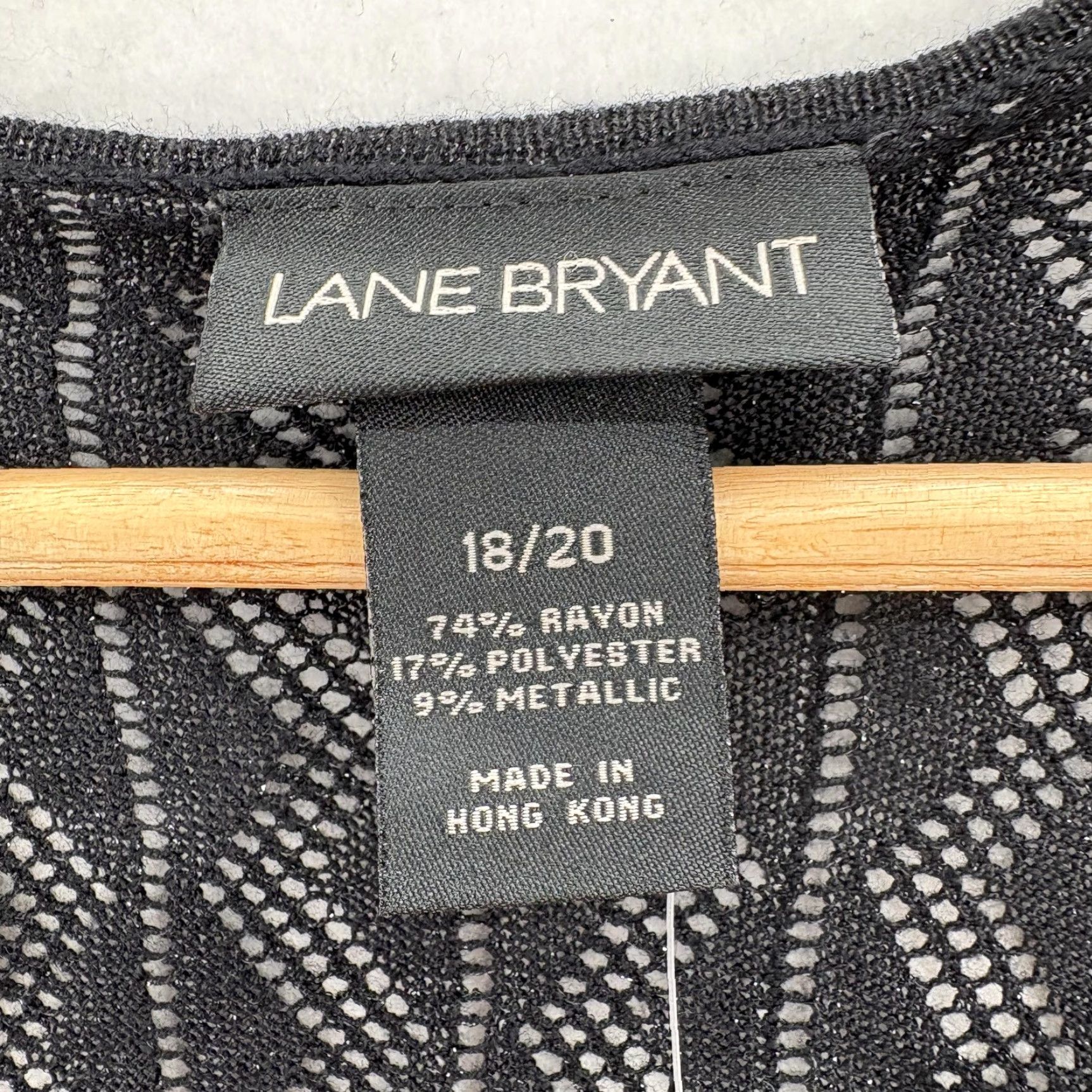 Vintage Lane Bryant Sweater Womens 18/20 Black Metallic Wrap 3/4 Sleeve Open Knit NWT Size XXL / US 16-18 / IT 52-54 - 4 Thumbnail