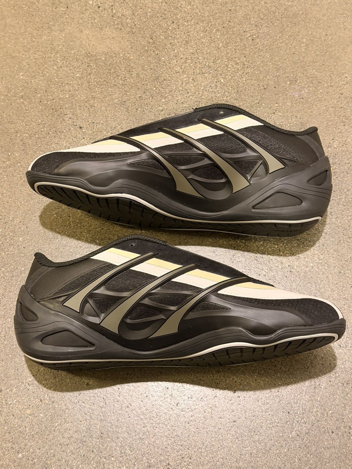 Adidas Adidas x Bad Bunny Adiracer GT Size US 9 / EU 42 - 3 Thumbnail