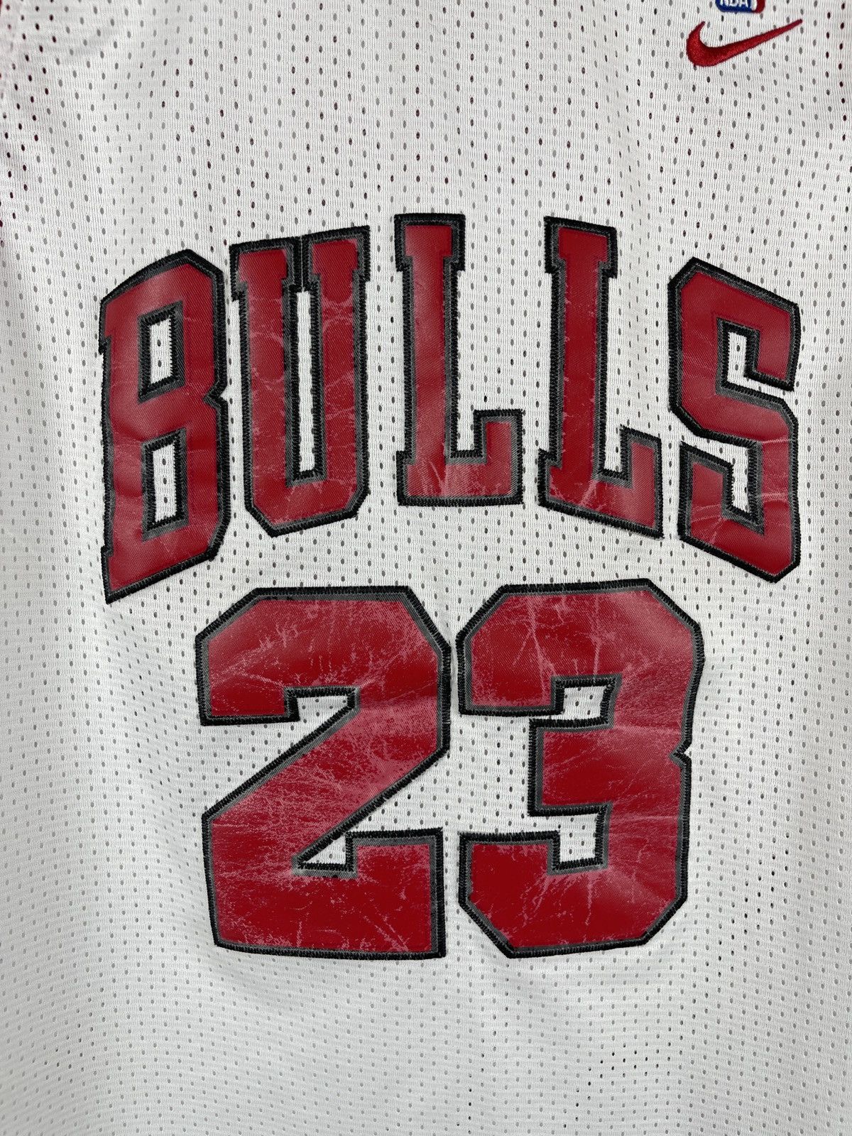NBA Vintage Nike Chicago Bulls #23 Michael Jordan NBA jersey Size US S / EU 44-46 / 1 - 4 Thumbnail