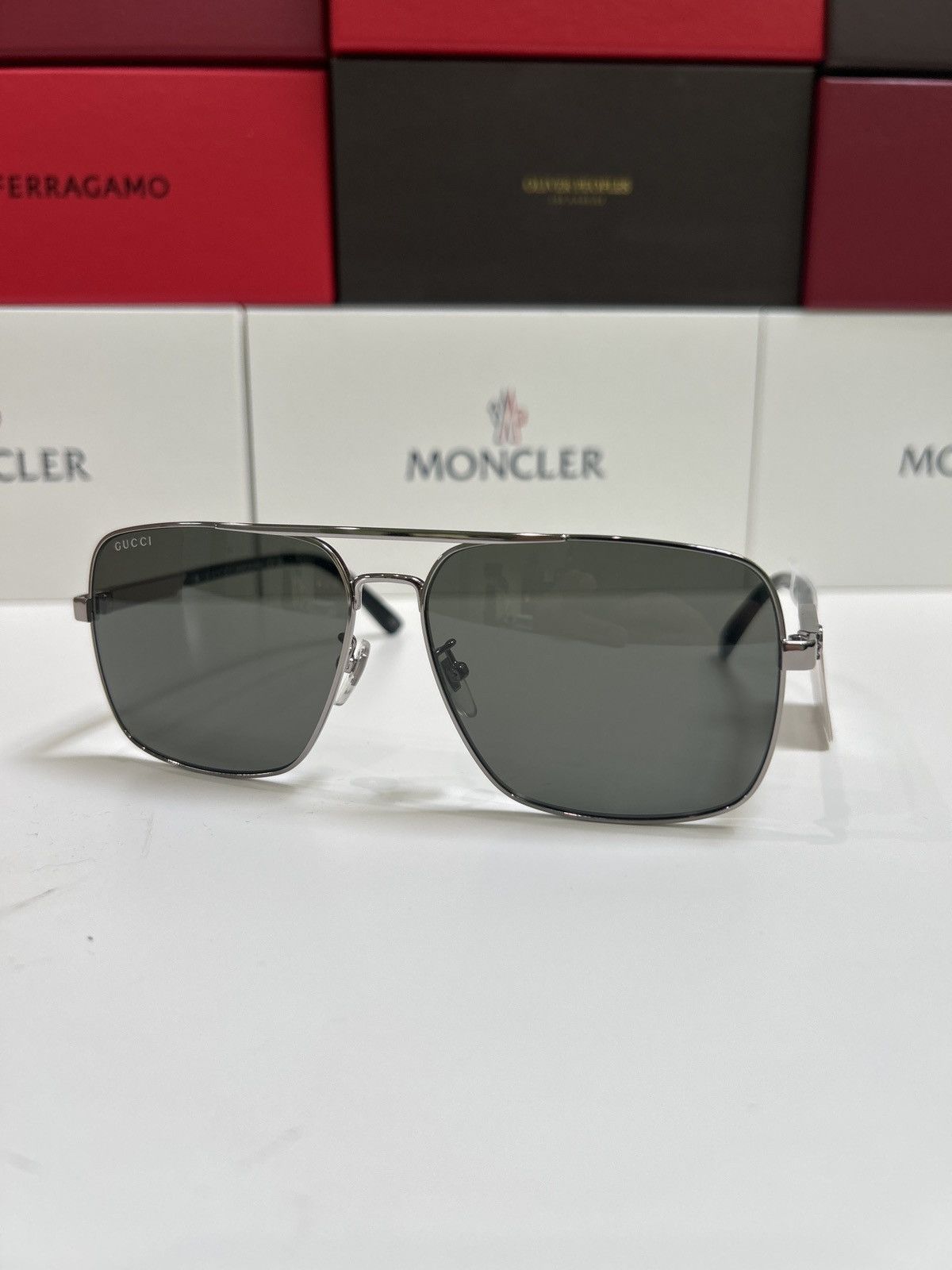 Gucci GUCCI Navigator Sunglasses Size ONE SIZE - 4 Thumbnail
