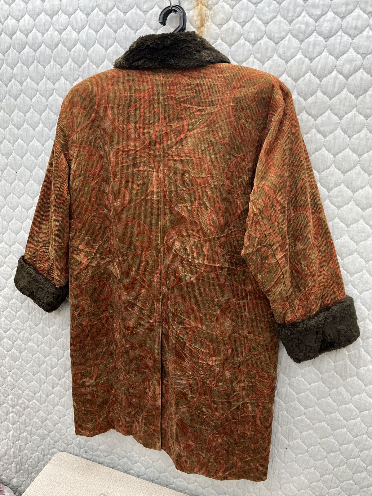 Yves Saint Laurent 🔥🔥🔥STEALS VINTAGE YVES SAINT LAURENT CORDUROY PAISLEY COAT Size M / US 6-8 / IT 42-44 - 6 Thumbnail