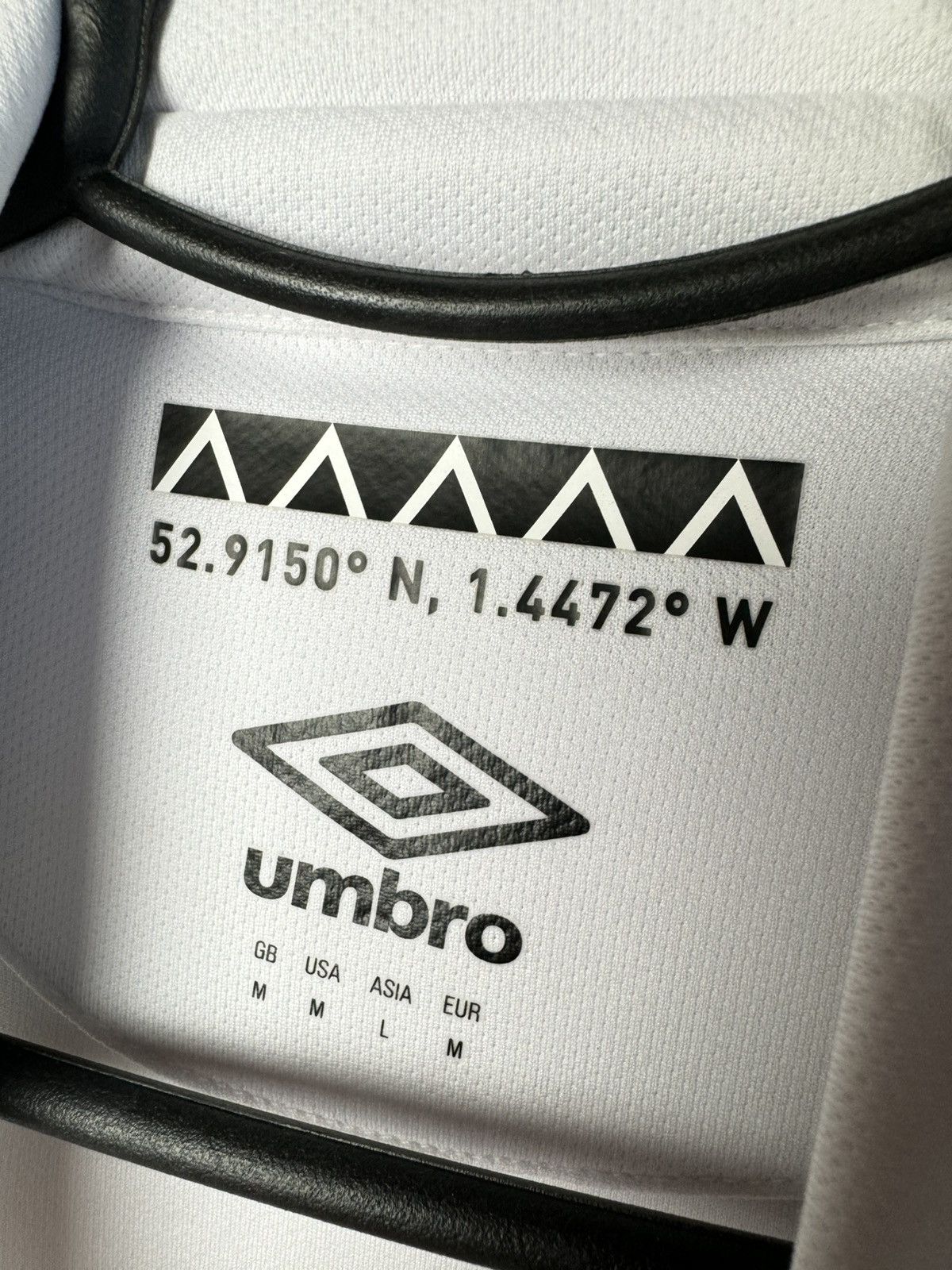 Umbro Derby Counry 2016 2017 Home Football Soccer Jersey Umbro Size US M / EU 48-50 / 2 - 9 Thumbnail