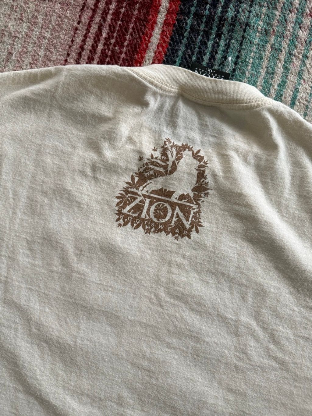 Zion Rootswear Zion Rootswear Bob Marley Graphic Tee XL Off-White Brown Size US XL / EU 56 / 4 - 5 Thumbnail
