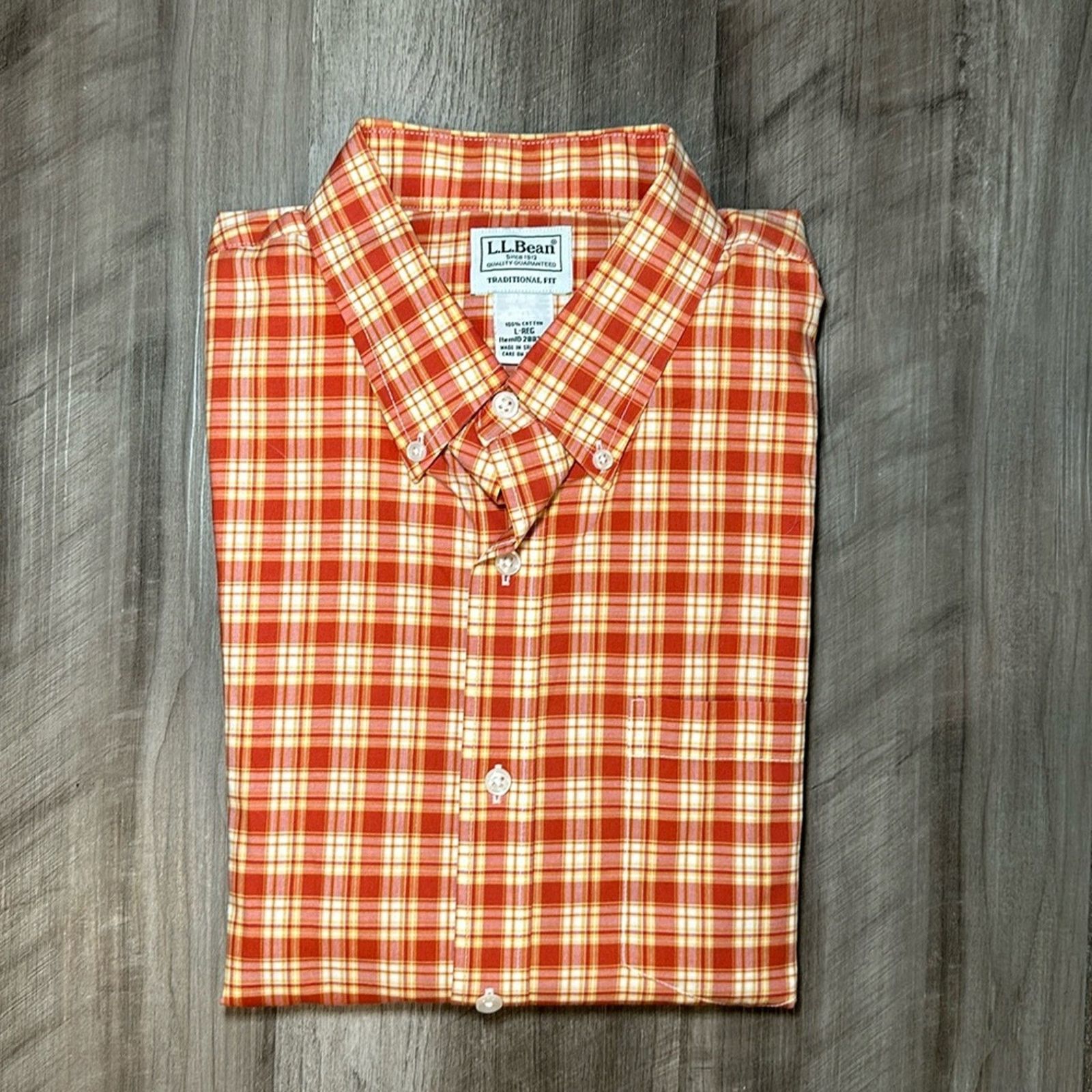 L.L. Bean L.L. Bean Traditional Fit Long Sleeve Button Down - Large Size US L / EU 52-54 / 3 - 1 Thumbnail