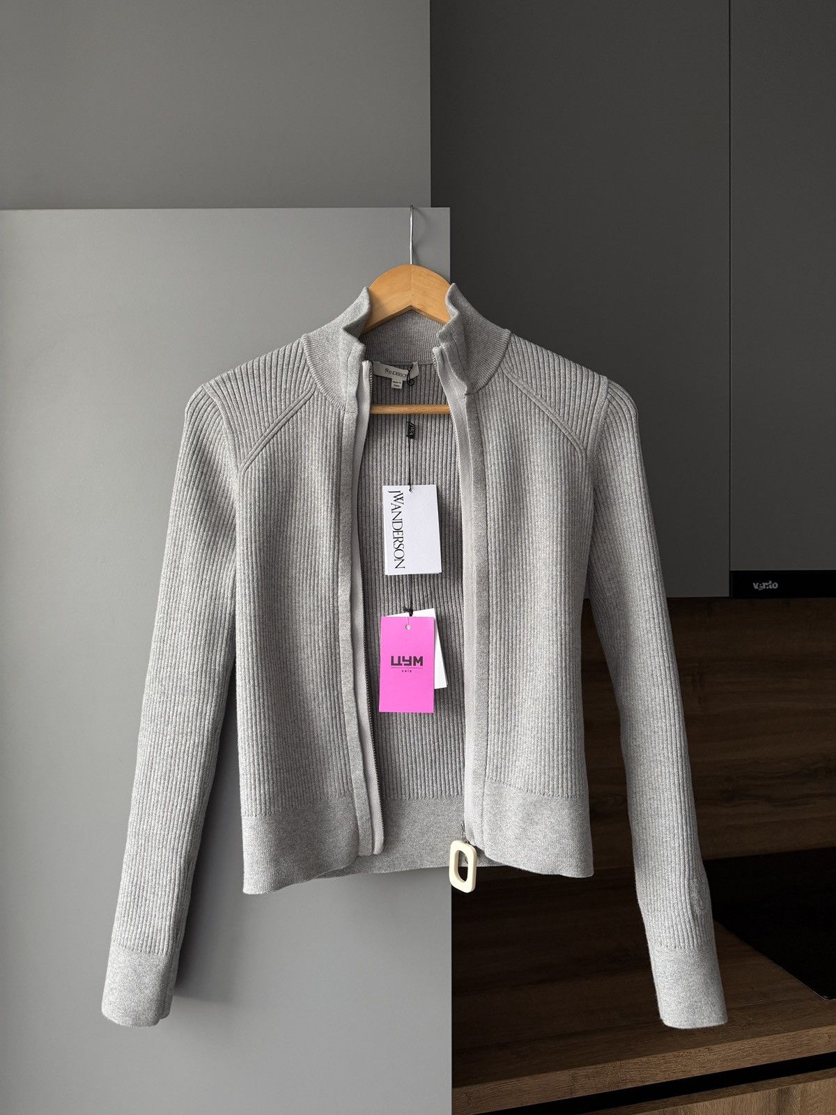 JW Anderson JW Anderson Logo Embroidered Cotton Blend Zip Cardigan Size XS / US 0-2 / IT 36-38 - 2 Thumbnail