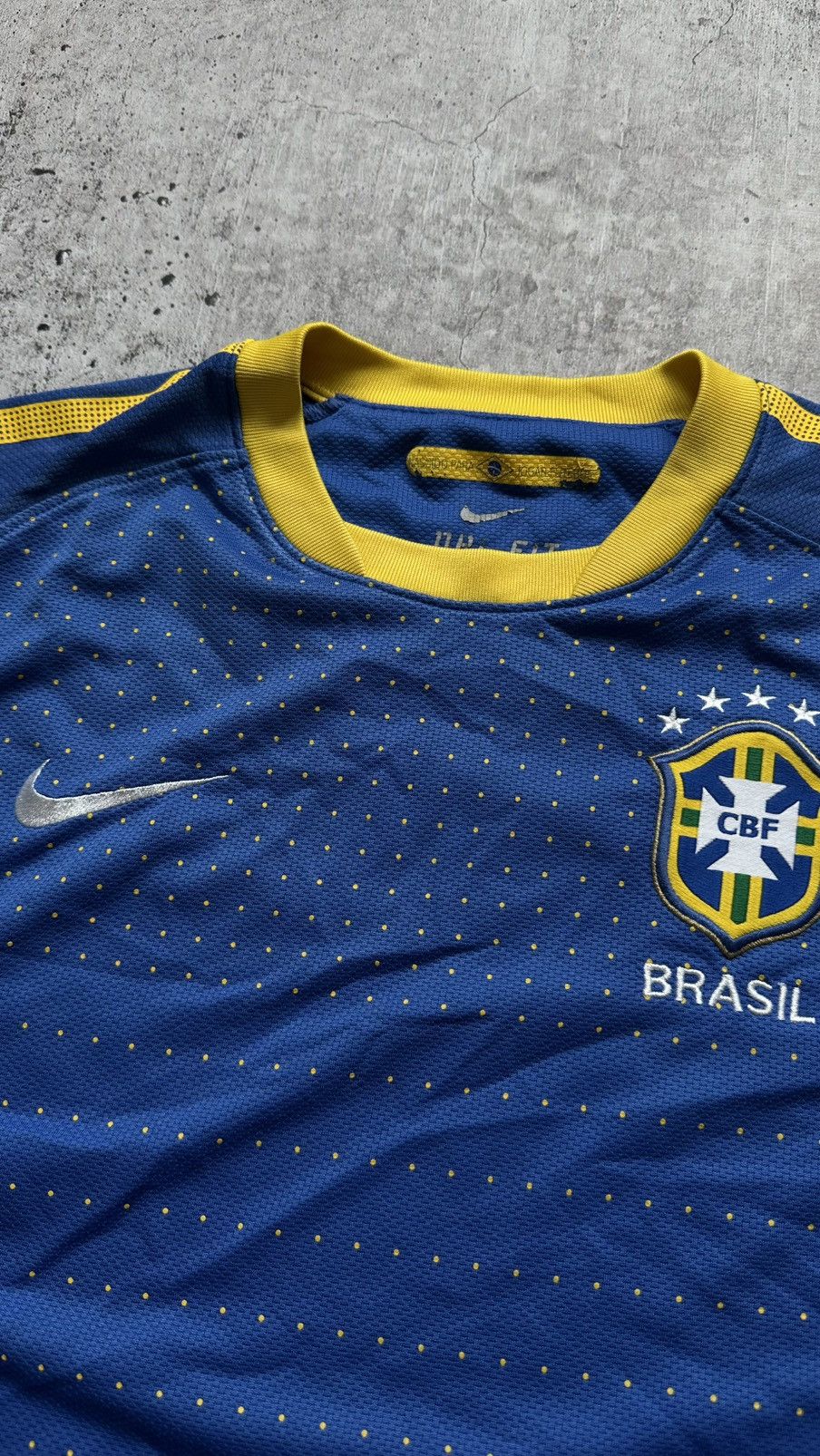 Nike 2010/11 Nike Brazil National Team Vintage Away Soccer Jersey Size US M / EU 48-50 / 2 - 4 Thumbnail