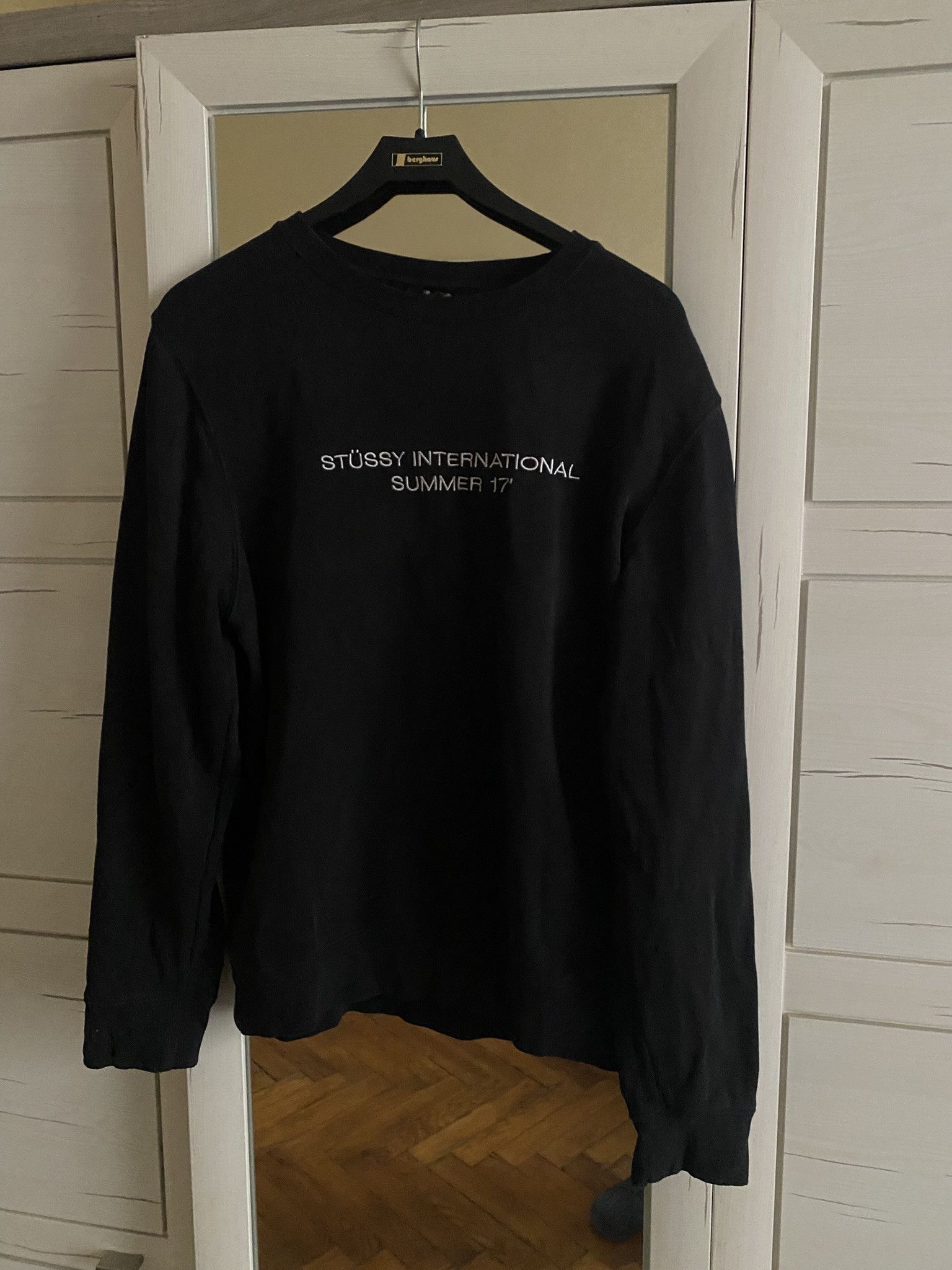 Stussy Stussy International '17 Sweatshirt Pigment Dyed NWT Size US M / EU 48-50 / 2 - 1 Thumbnail
