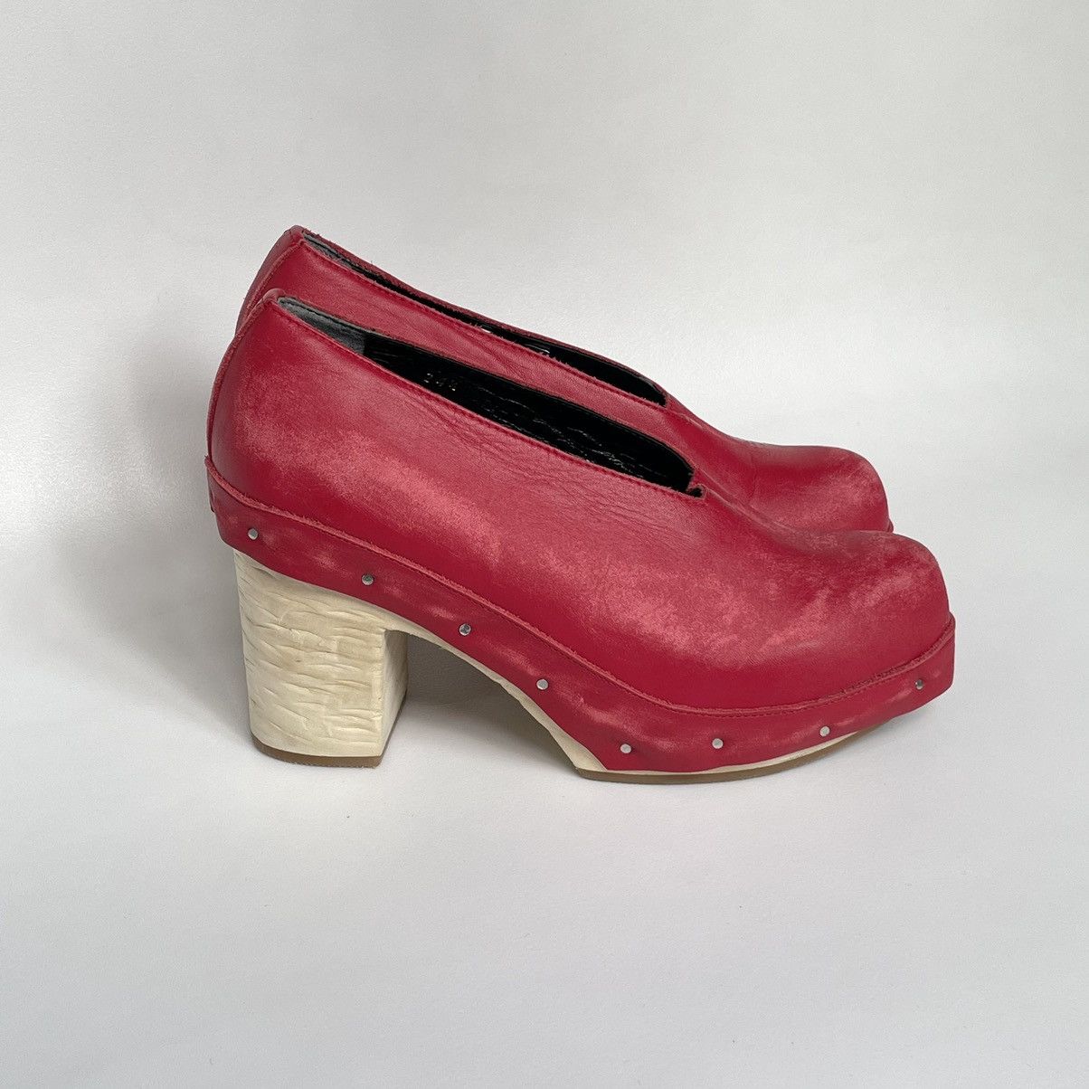 Comme des Garcons Distressed Leather Heeled Clogs Size US 7.5 / IT 37.5 - 1 Thumbnail