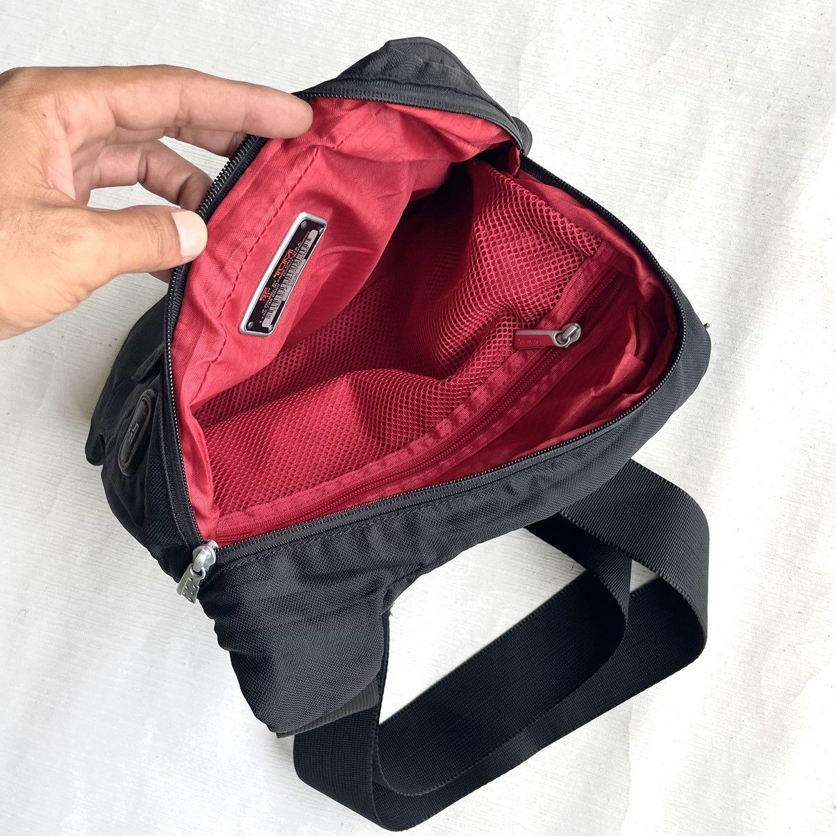 Tumi Tumi T-Tech Flap Sling Bag Size ONE SIZE - 10 Thumbnail