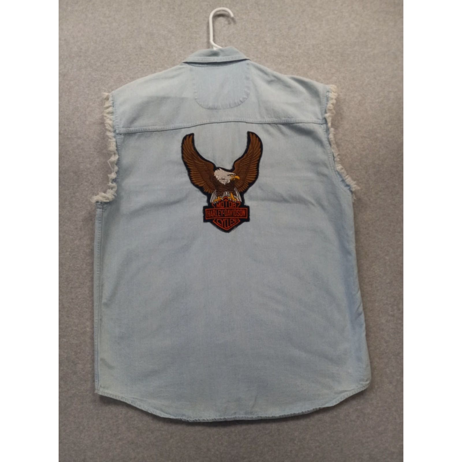 Harley Davidson Harley Davidson Shirt Men's Size L Denim Sleeveless Frayed Embroidered Emblem Size US L / EU 52-54 / 3 - 2 Thumbnail