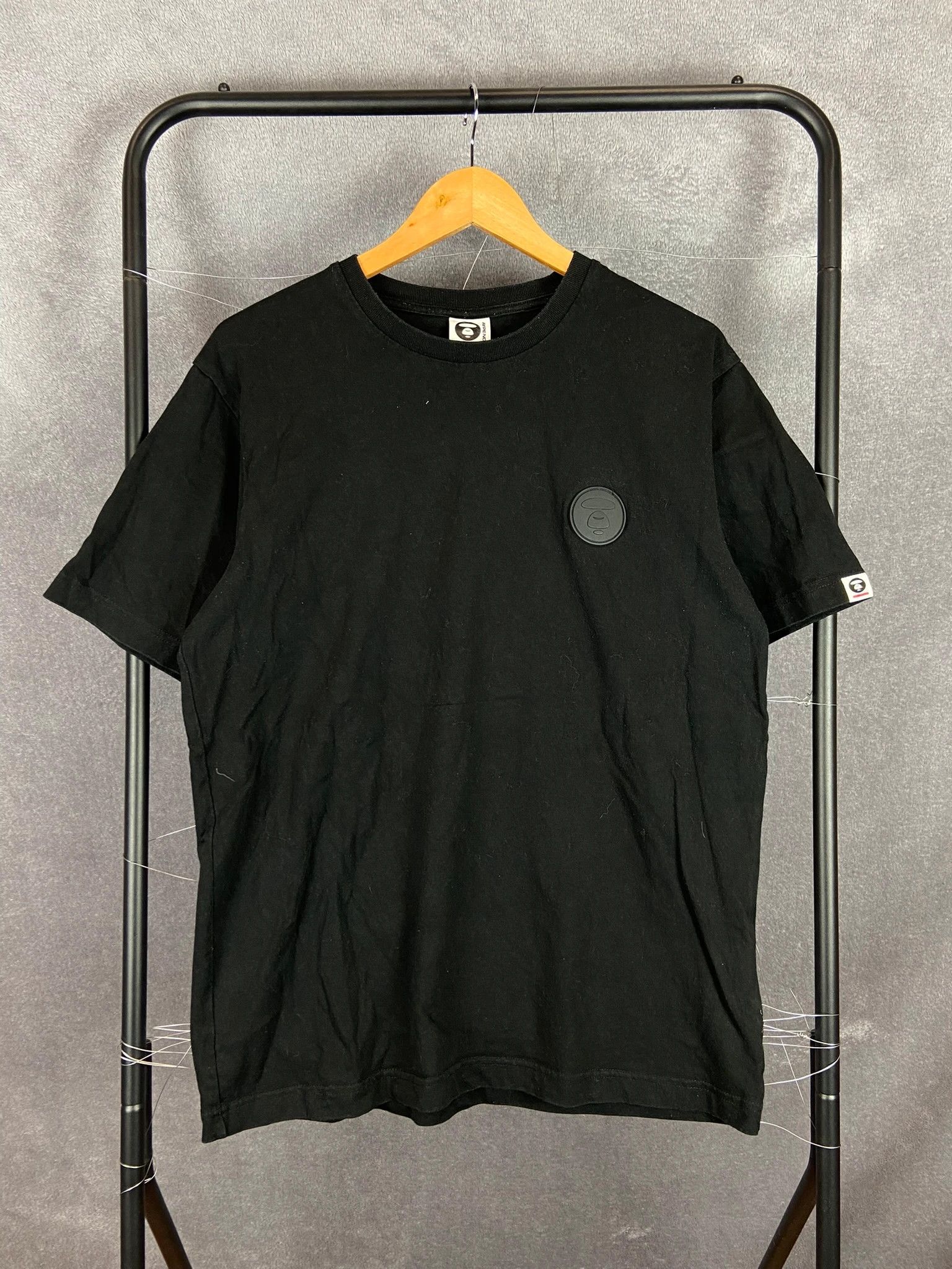Aape AApe Black Logo Patch Tee – Streetwear Staple L Size US L / EU 52-54 / 3 - 1 Thumbnail