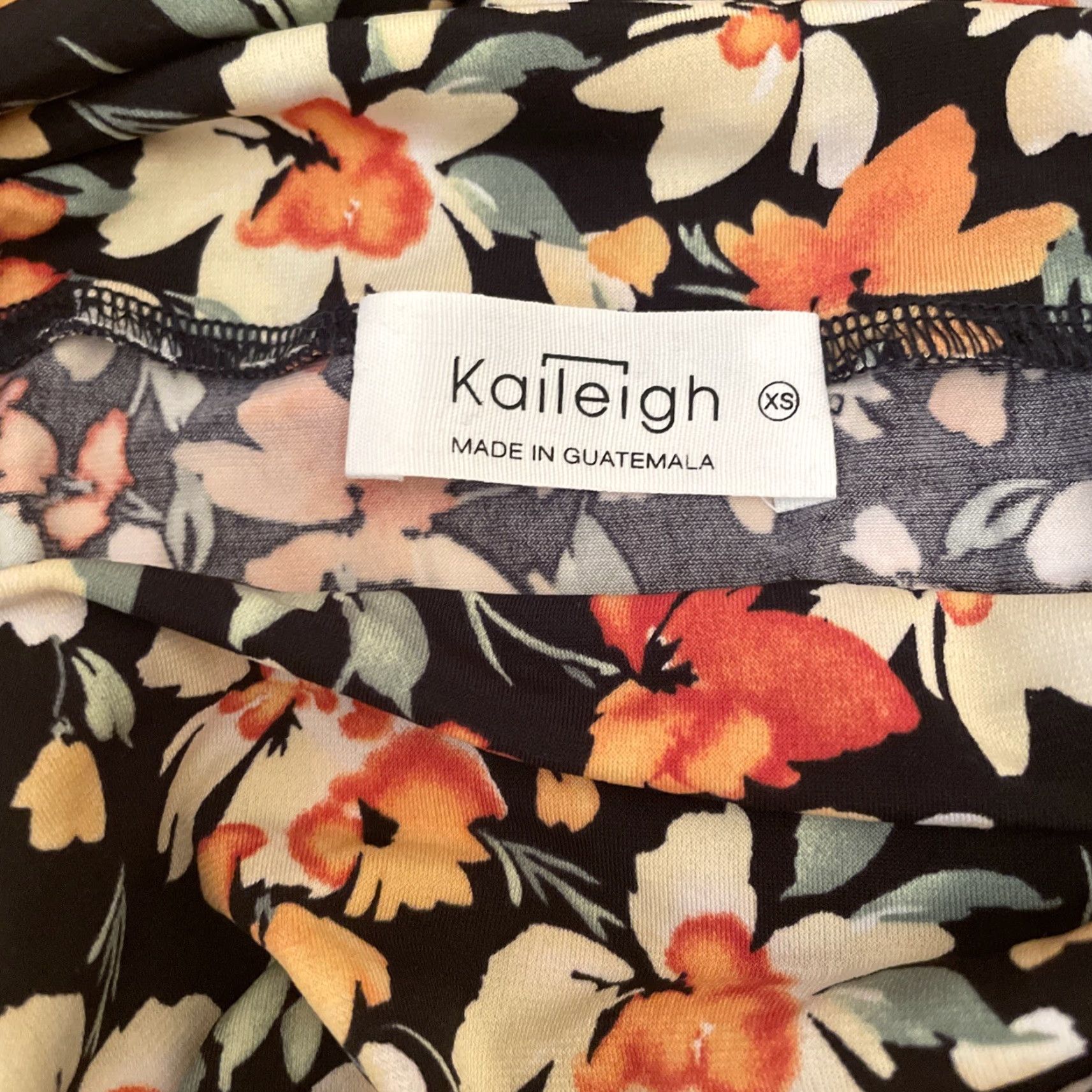 Vintage VINTAGE? None. Sorry, skip. Size 26" / US 2 / IT 38 - 7 Thumbnail