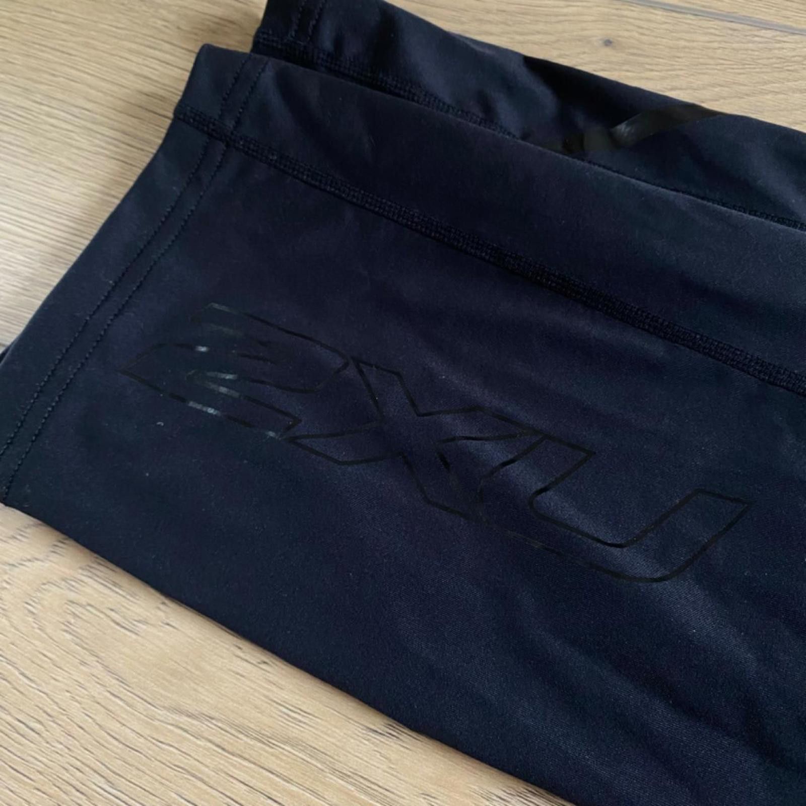 2XU 2XU Maternity Workout/Gym Shorts, Black Stretchy Pregnancy Size 32" / US 10 / IT 46 - 4 Thumbnail