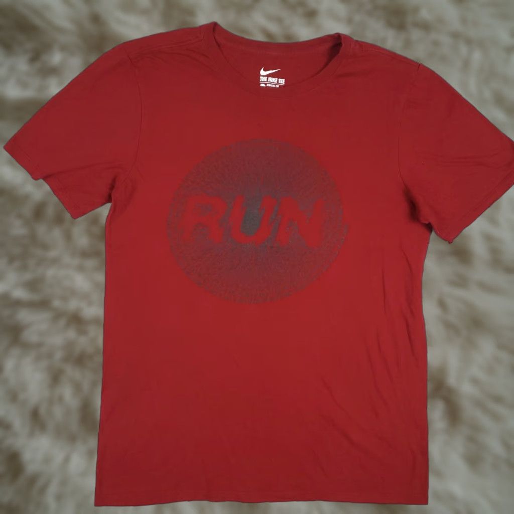 Nike NIKE Run Red Athletic Cut Short Sleeve T-Shirt Adult Mens Size Small Sports Size US S / EU 44-46 / 1 - 1 Thumbnail