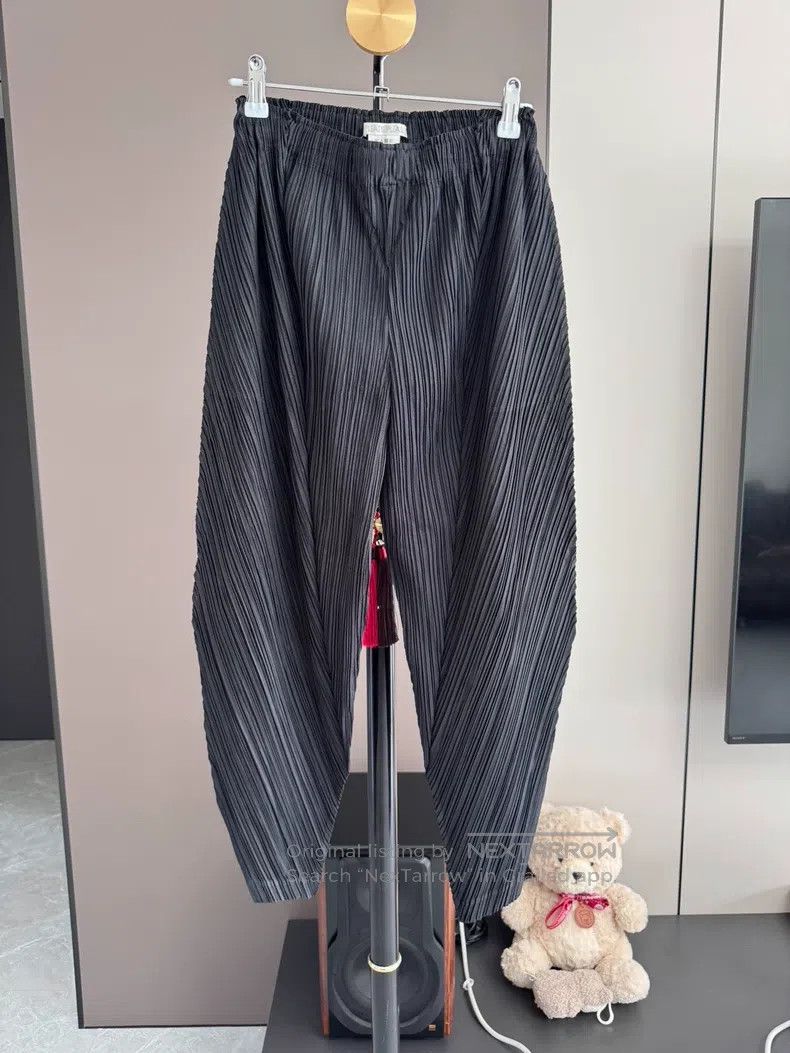 Issey Miyake size:1 Black Pants