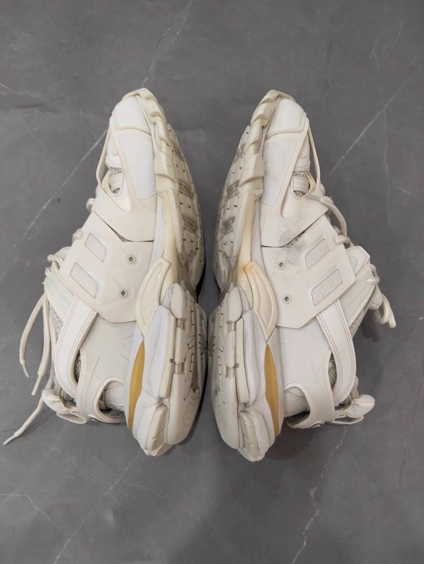 Balenciaga Balenciaga Track 1.0 White Sneakers 42 Size US 9 / EU 42 - 2 Thumbnail